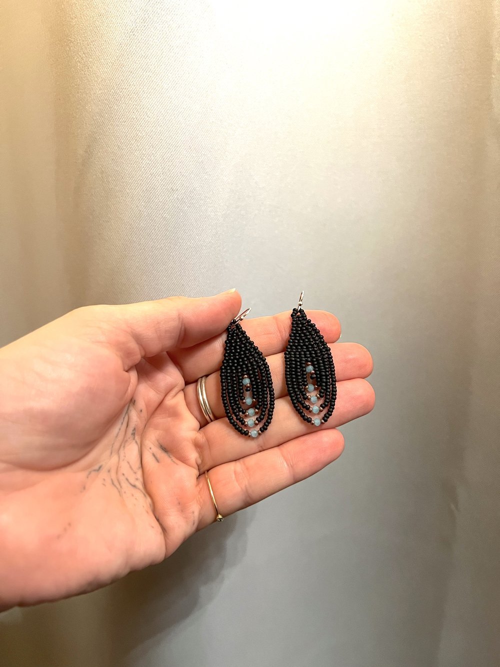 blkteardrop1.jpg