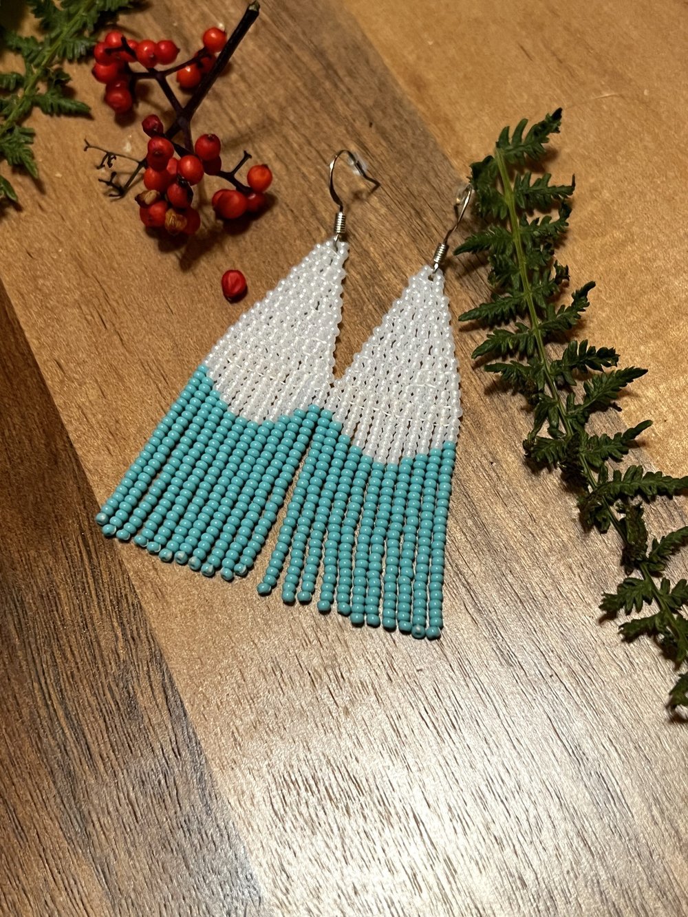 tealwhite1.jpg