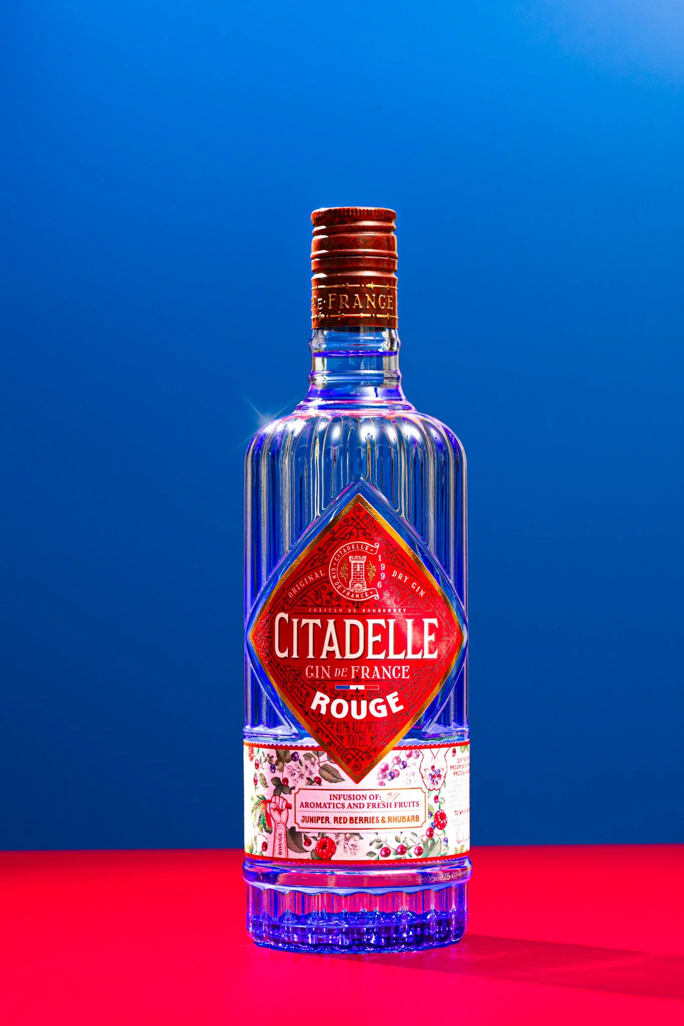 alcohol bottle photographer bright modern bottle lighting seattle drink photographer citadelle gin