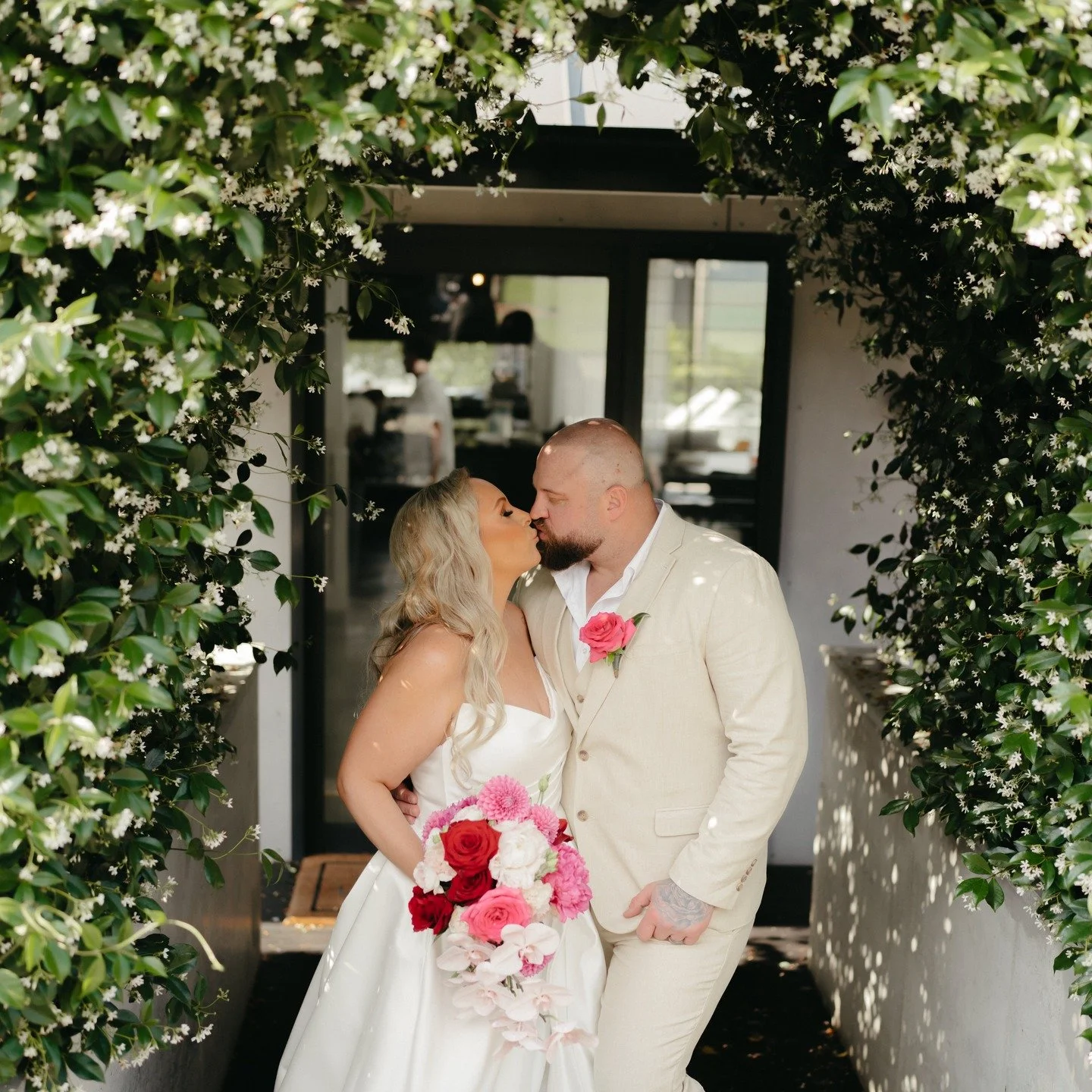 I am only a week late to wish Lisa &amp; Shane a happy 1st Wedding anniversary!!
This day was filled with so much love ❤️
.
.
.
#danikabellflorist #happyanniversary❤️ #kangaroovalley #weddingflorist #floralnest #romanticflowers #weddingbouquet #love 