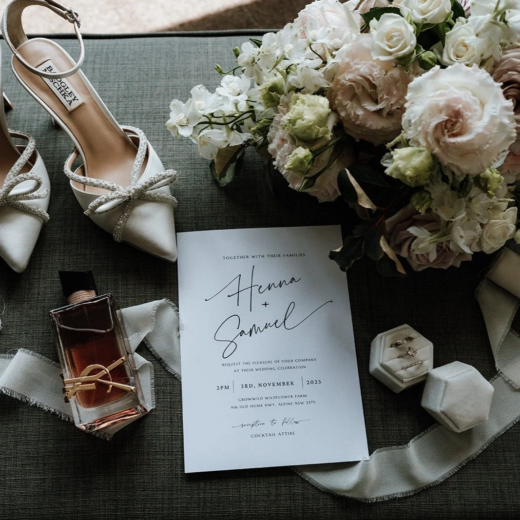 All of the special details for Henna, beautifully captured by @translucent_photography
.
.
.
#danikabellflorist #weddingbouquet #southernhighlandswedding #florist #wedding 

Photographer @translucent_photography 
Florals &amp; styling @danikabellflor