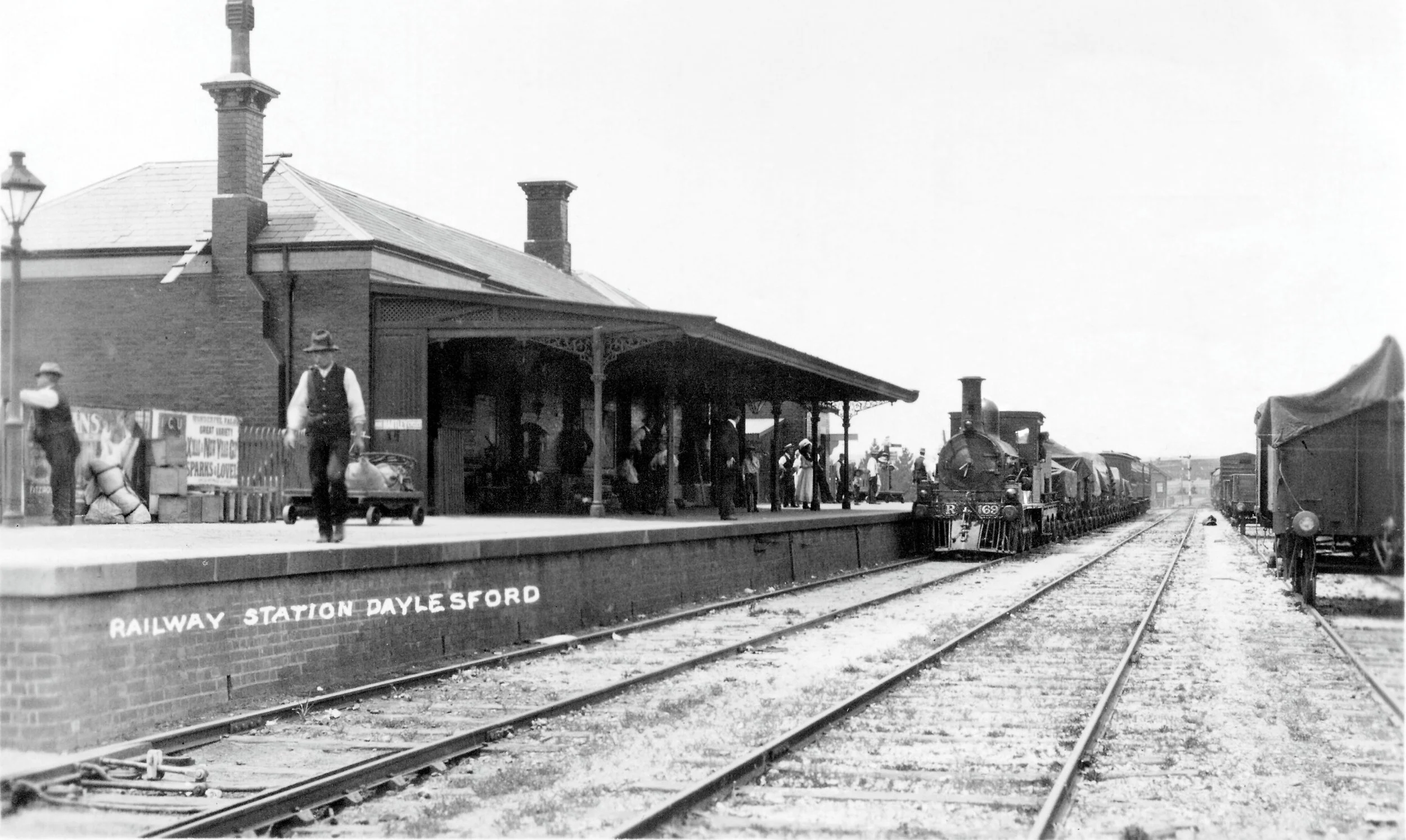 Pic0110 DDHS - Daylesford Stn 1920 C.jpg