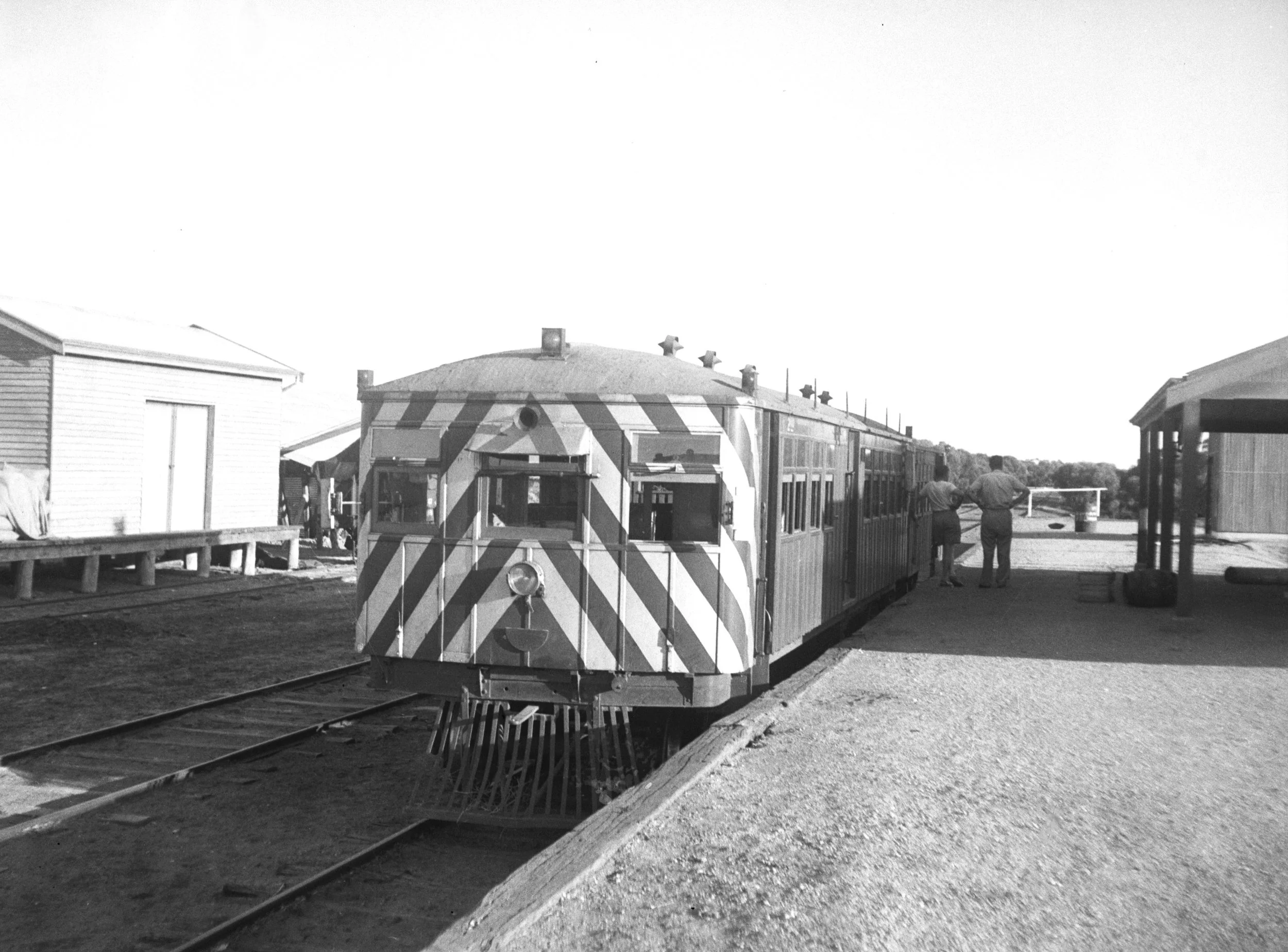 51RM at Kulwin - RB McMillan - 23 Jan 1952 - PN26437.jpg