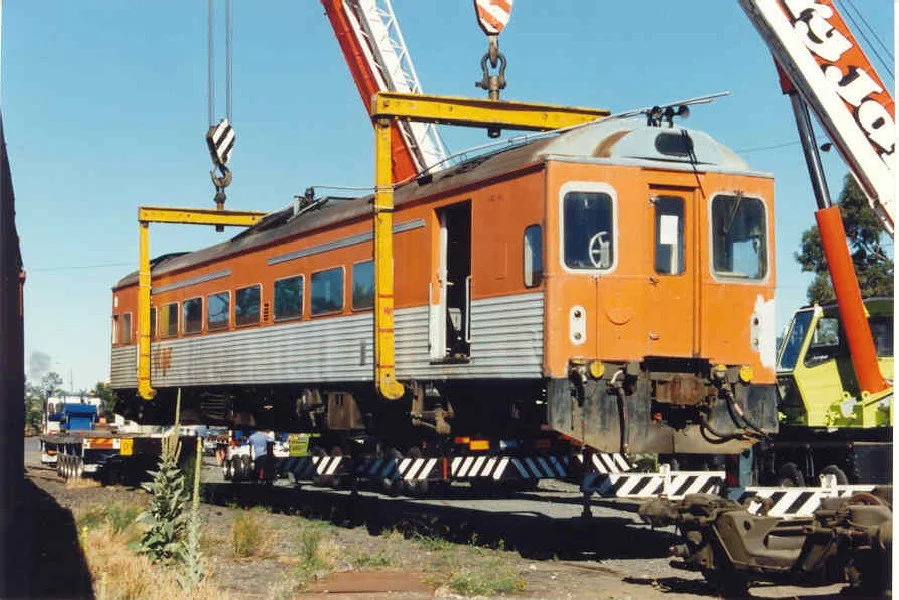 DRC40 being loaded onto the truck at Ballarat East.jpg