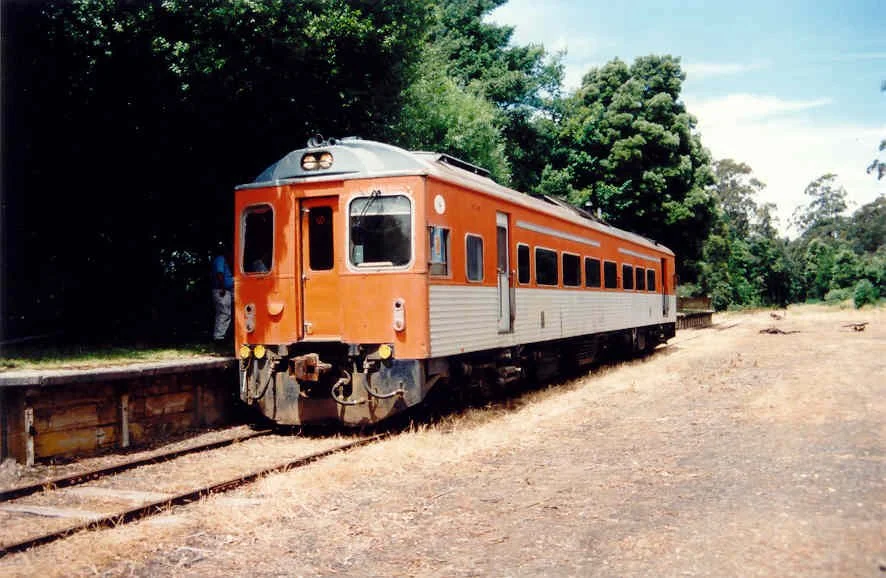 DRC40 at Bullarto on a test run 2000.jpg