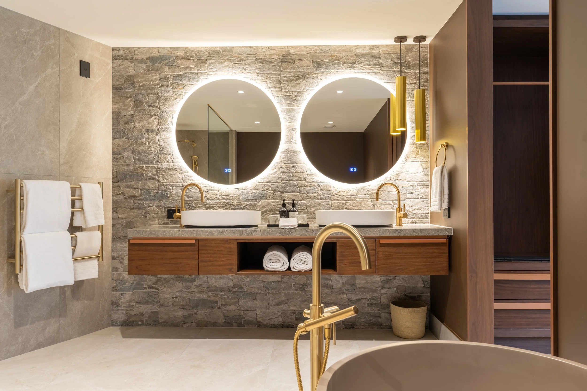 Coronet Ridge ExecutiveShotoverSuite (6).jpg