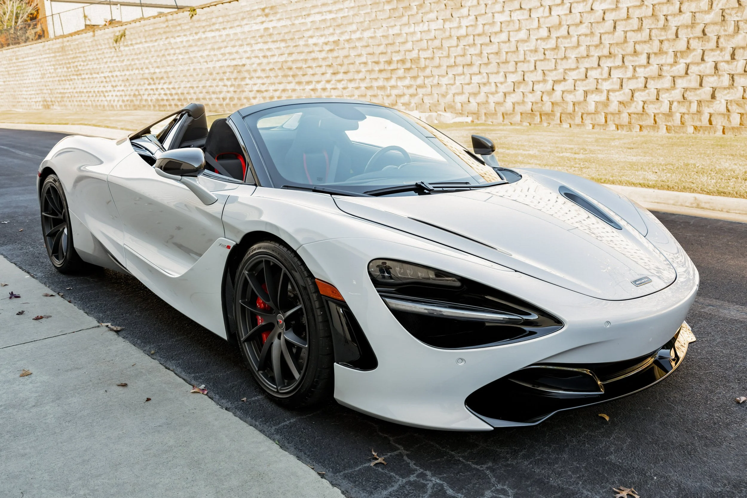 003 - exterior_McLaren 270S Spider.jpg