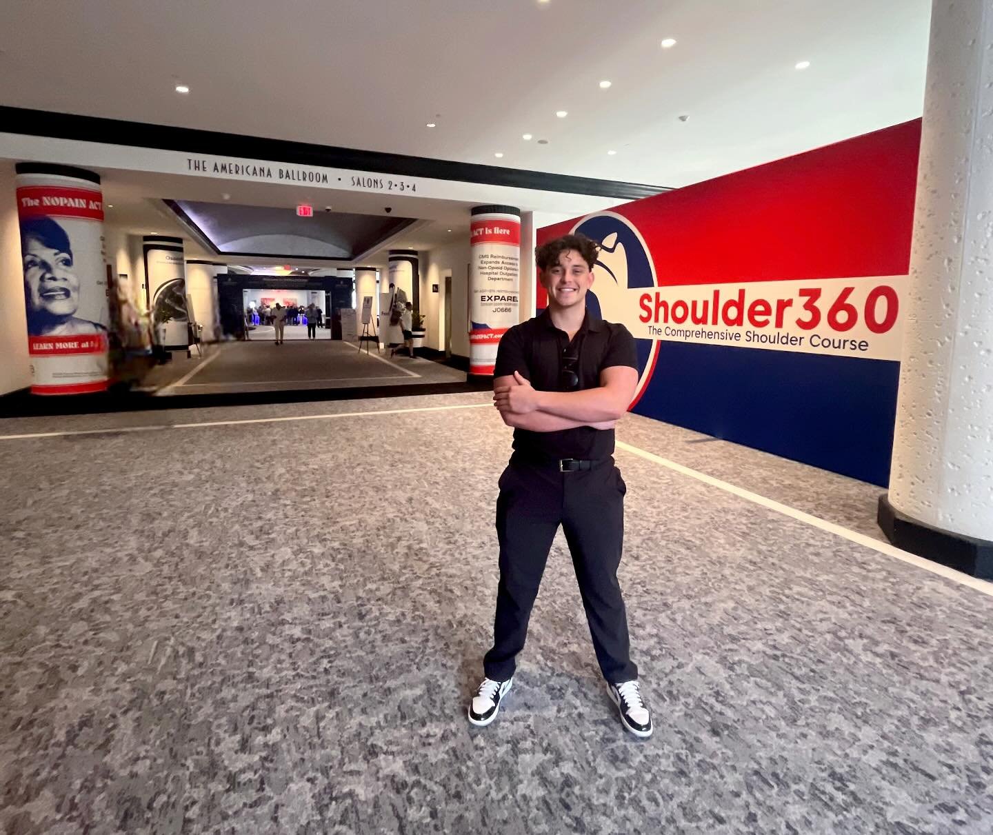 Behind the scenes at Shoulder 360, an industry event in Miami Beach! 📸🌴