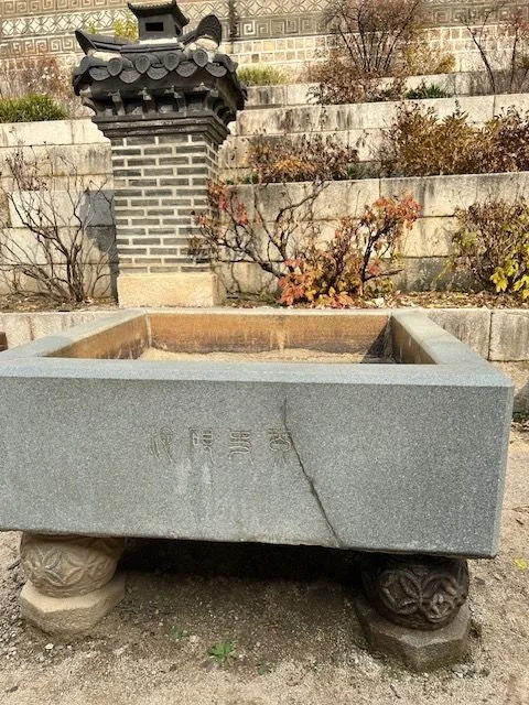 a granite water holder