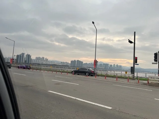 Crossing the Han River