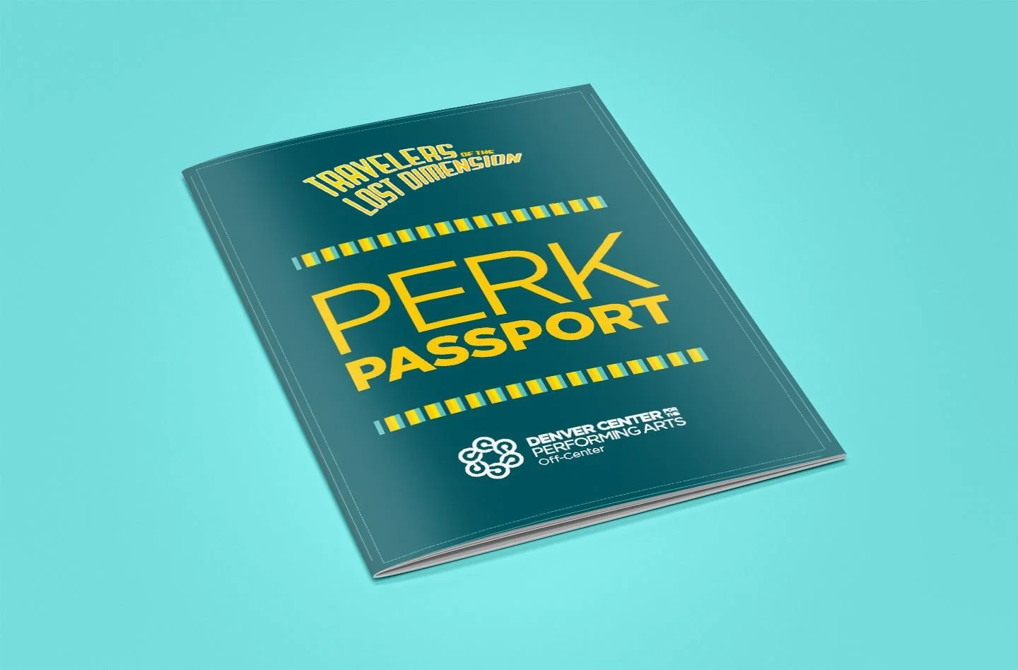 Mockup_A4_Brochure_travelers_1-compressor.jpg