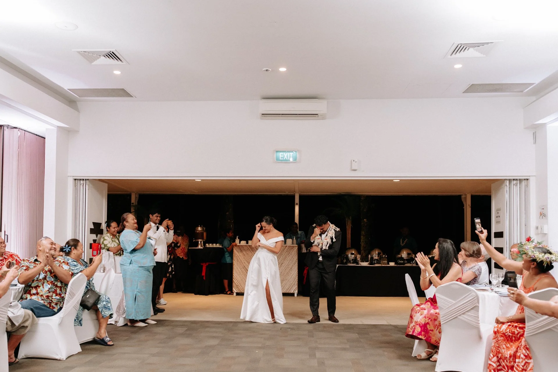 Lyka wedding pearl resort wedding fiji wedding-50.jpg