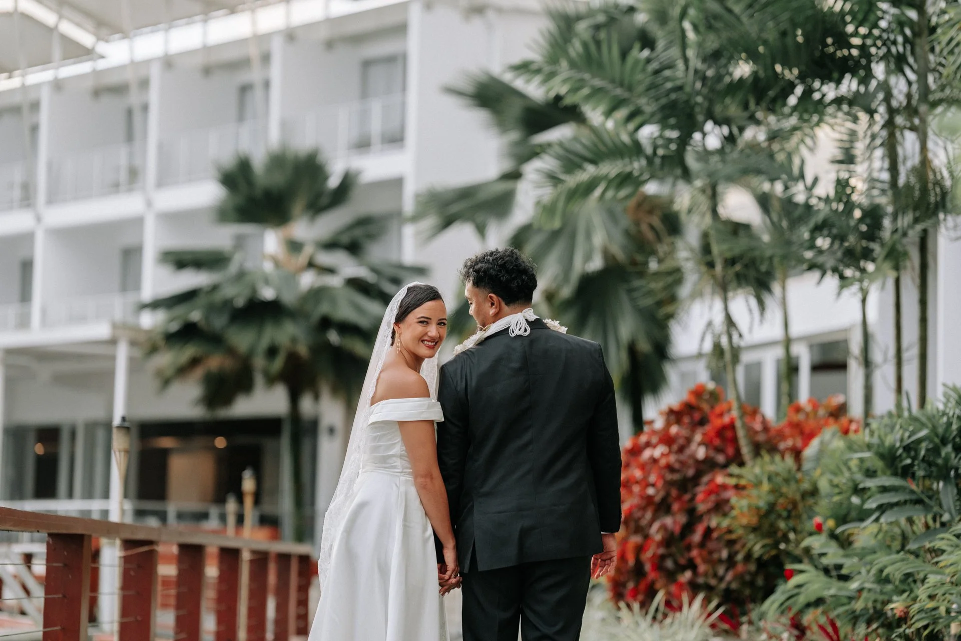 Lyka wedding pearl resort wedding fiji wedding-43.jpg