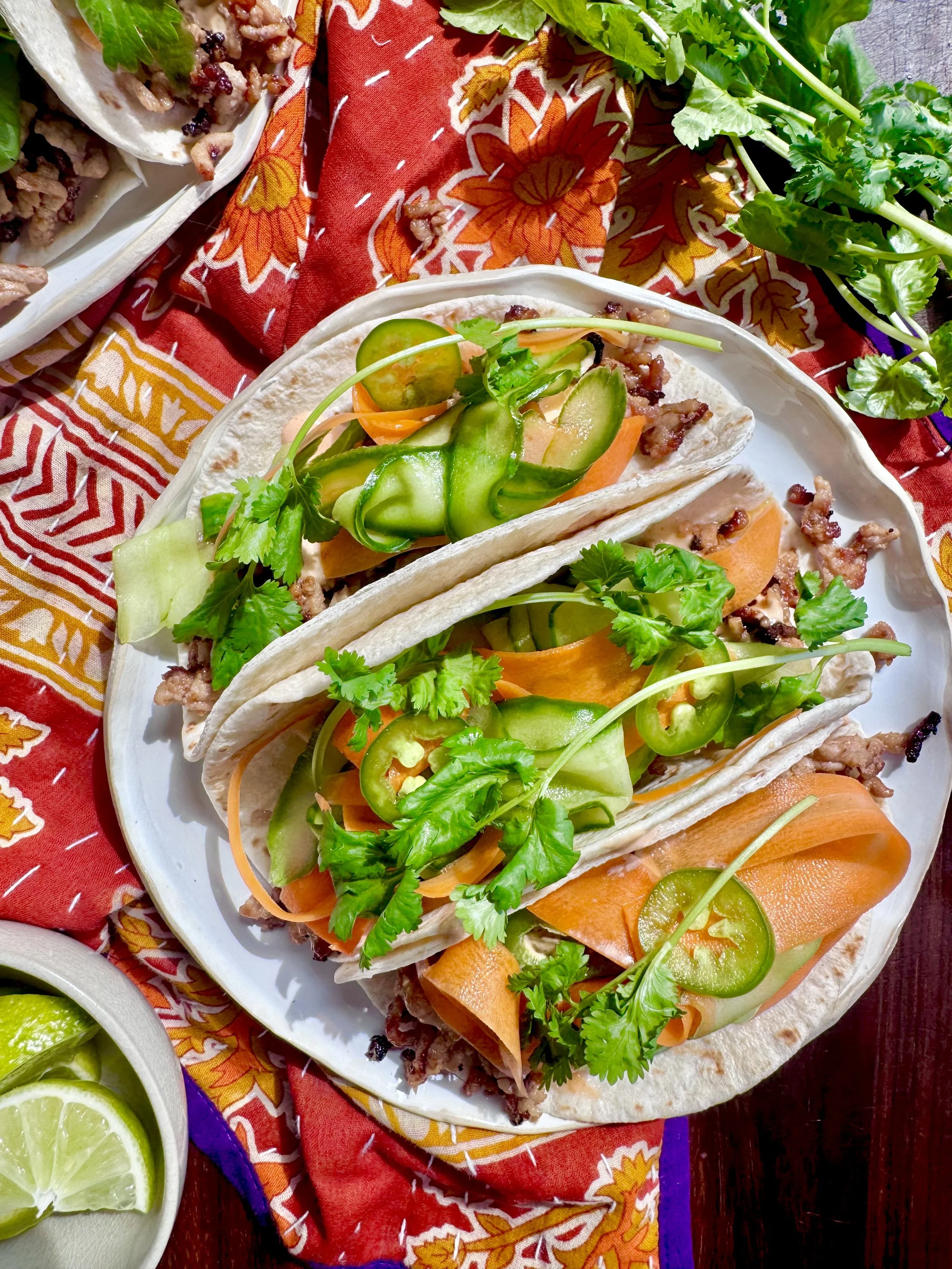 Banh Mi Pork Tacos with Quick-Pickled Veggies &amp; Sriracha-Lime Mayo