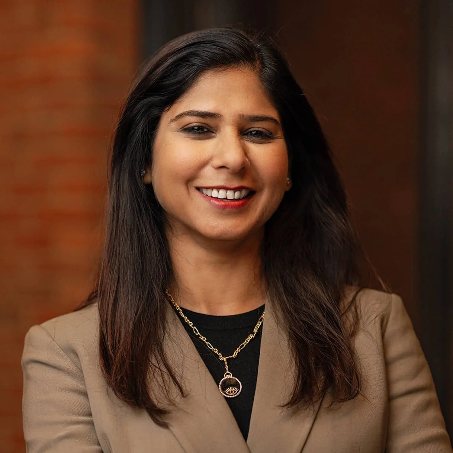 Boston Makeup Artist Amber Lynne corporate photos.