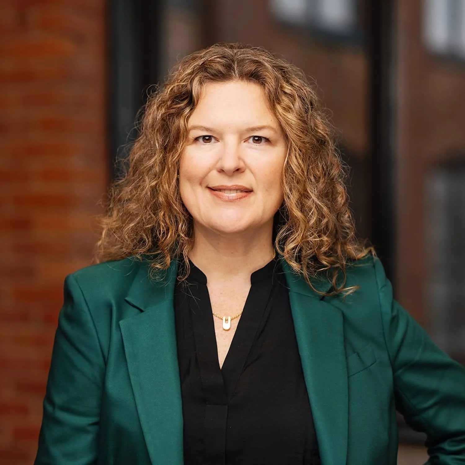 Boston Makeup Artist Amber Lynne corporate photos and interviews