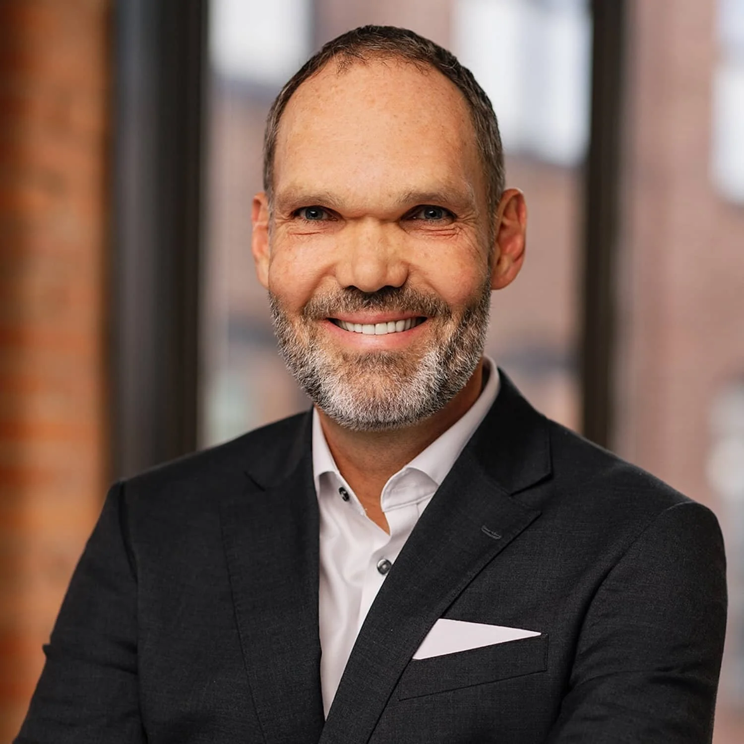 Makeup Artist Boston | Grooming | Hair | Headshots 