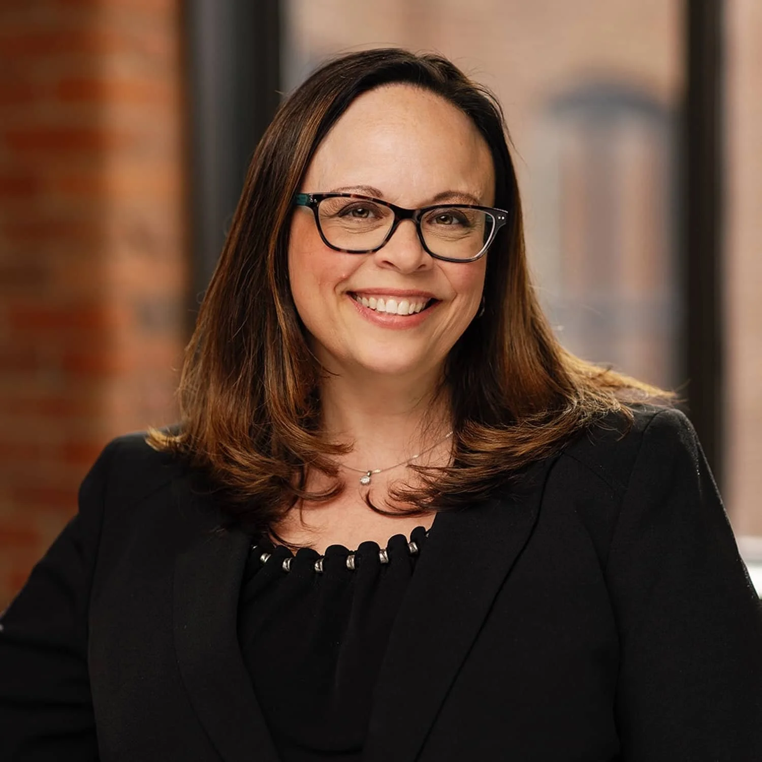 Makeup Artist Boston | Beauty | Grooming | Hair | Headshots 