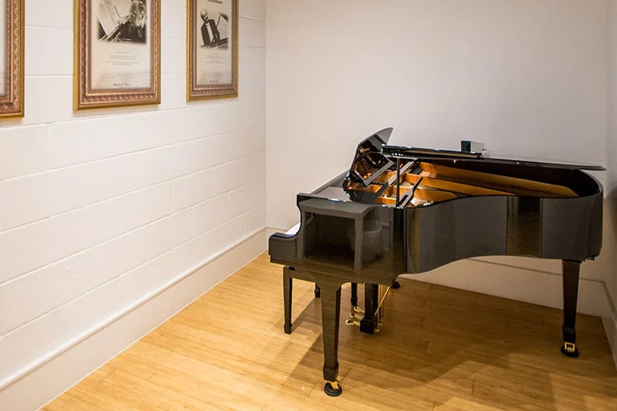 Studio 6