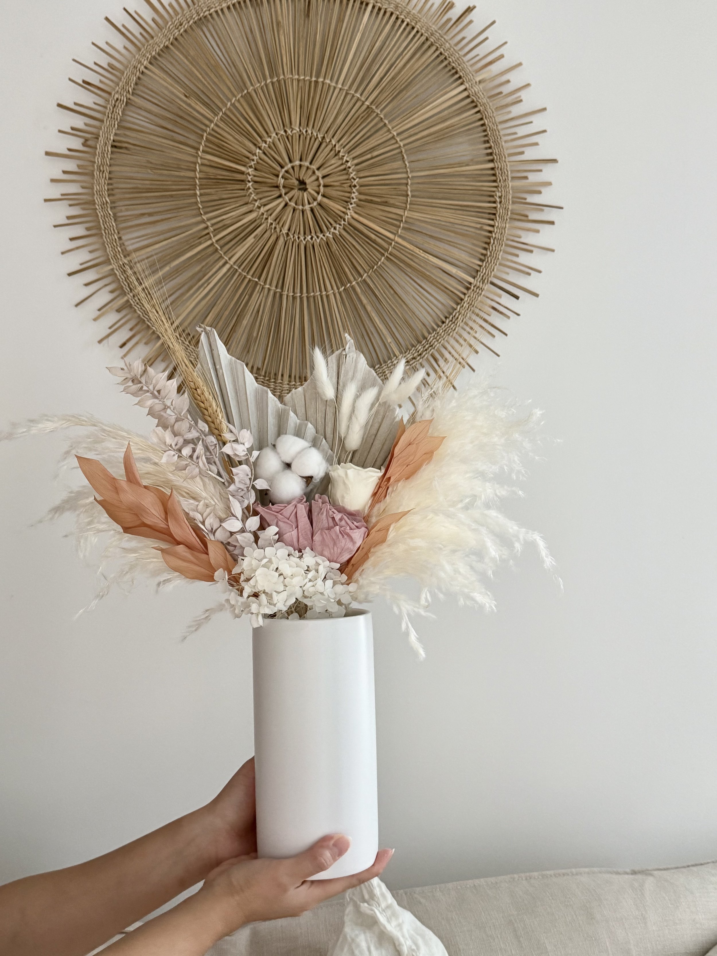 NOOSA Blooms & Cali Vase