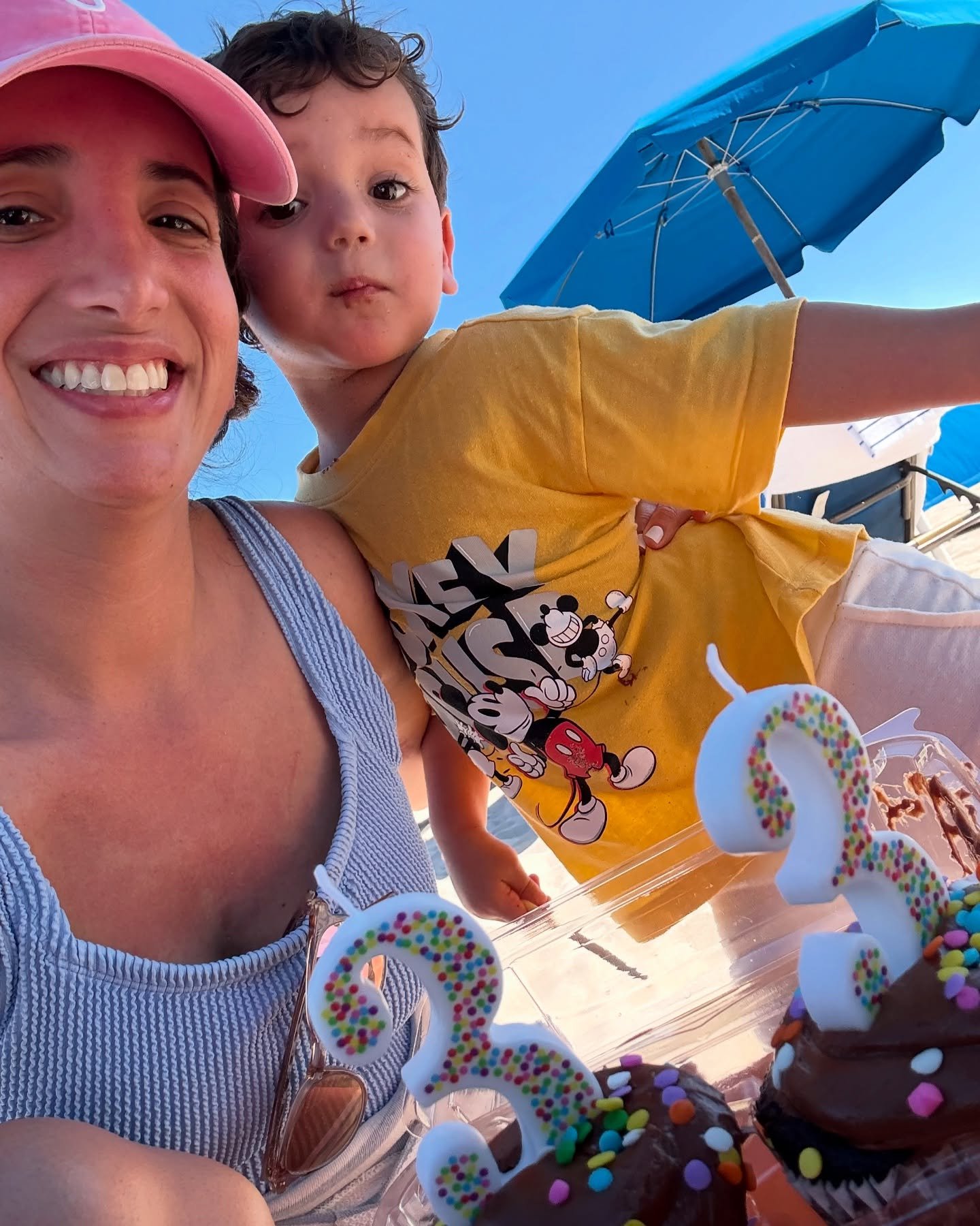 Un cumplea&ntilde;os lleno de amor y alegr&iacute;a. Gracias a cada persona que forma parte de mi vida, tanto en lo personal como en esta hermosa comunidad. Me siento incre&iacute;blemente afortunada de compartir mi camino con ustedes. &iexcl;Los qui