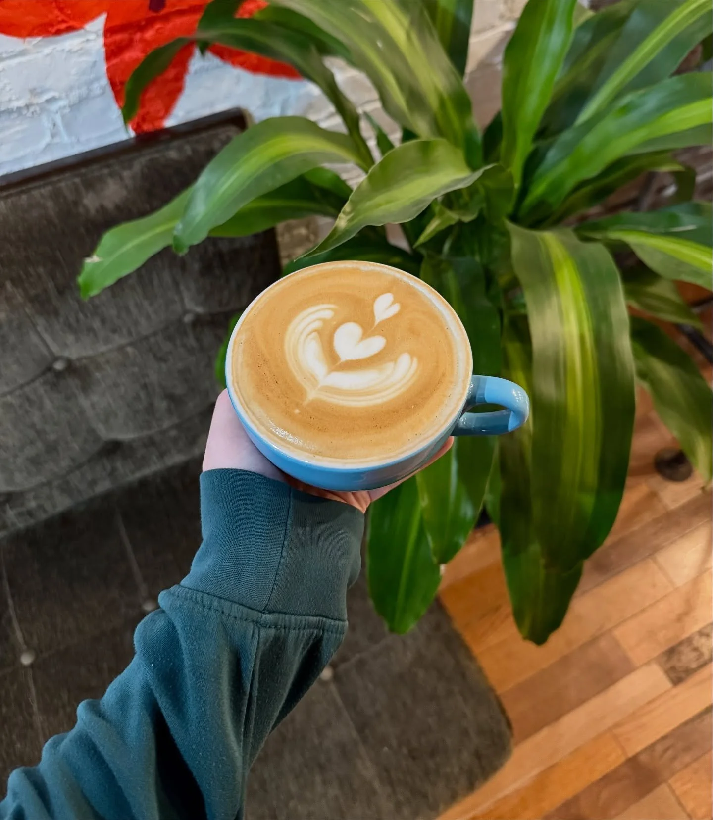 ☕️ We have some pretty unanimous winners - but are there any fall menu drinks you DON&rsquo;T want to see go?? 

👉🏻 Swipe to see the full menu!

❄️ A few updates coming next week and then our full winter menu will come in December!