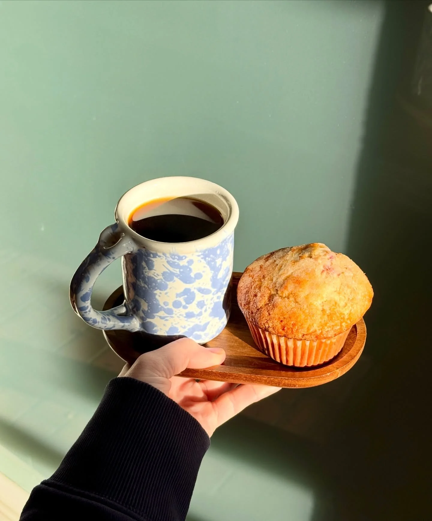 Happy Monday, happy sunshine ☕️☀️