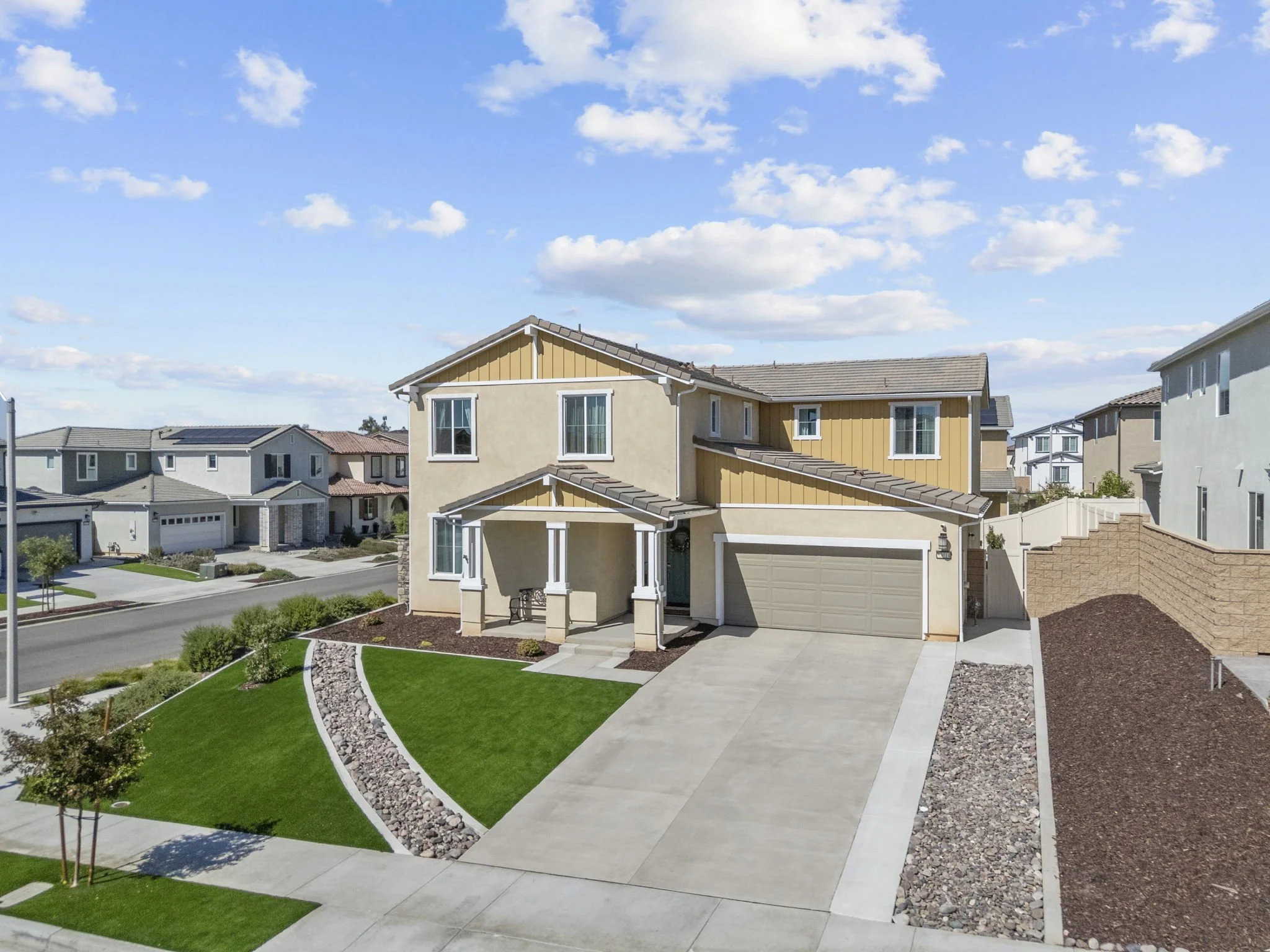 3-web-or-mls-33014-noir-ave.jpg