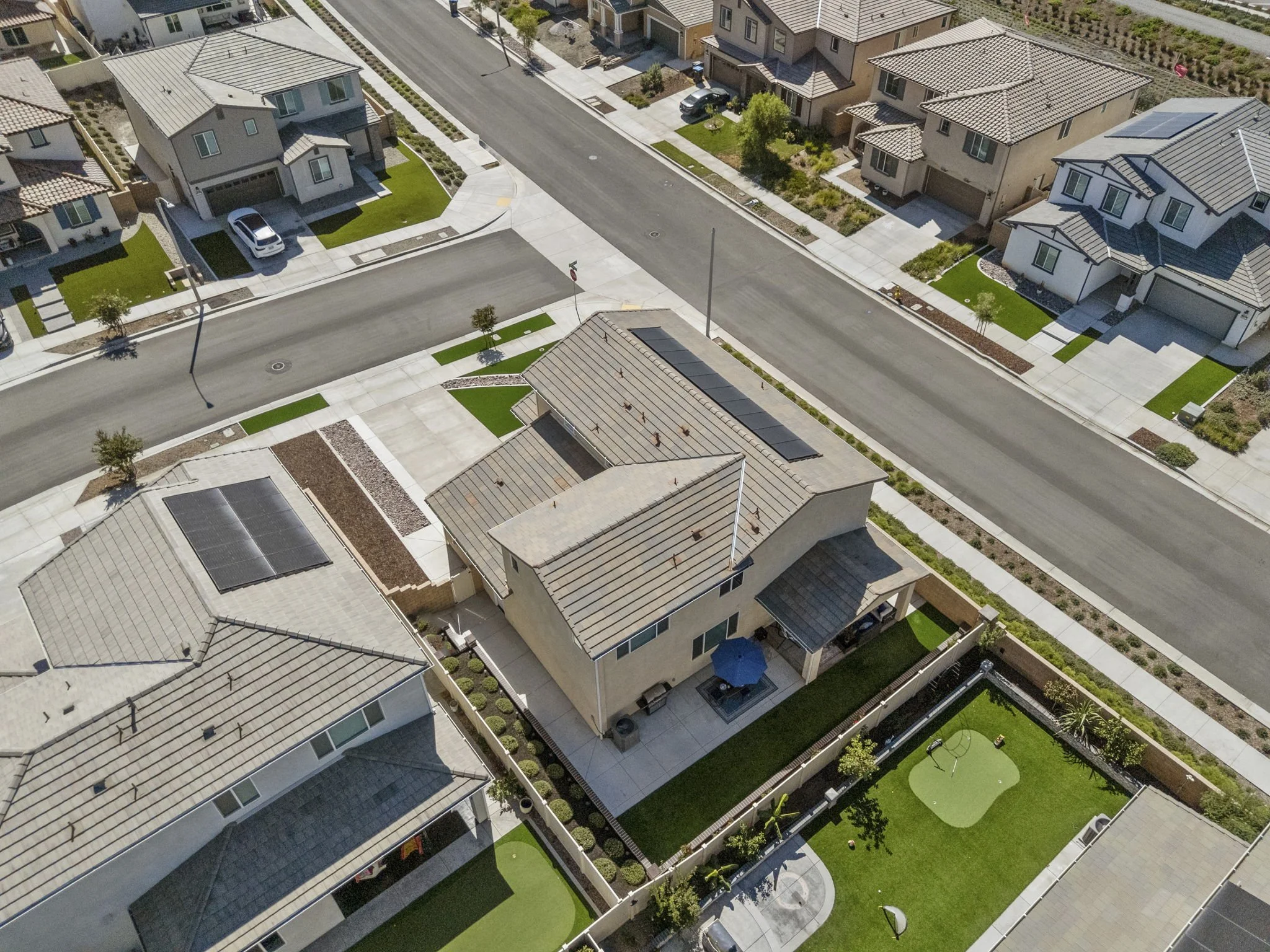 51-web-or-mls-33014-noir-ave.jpg