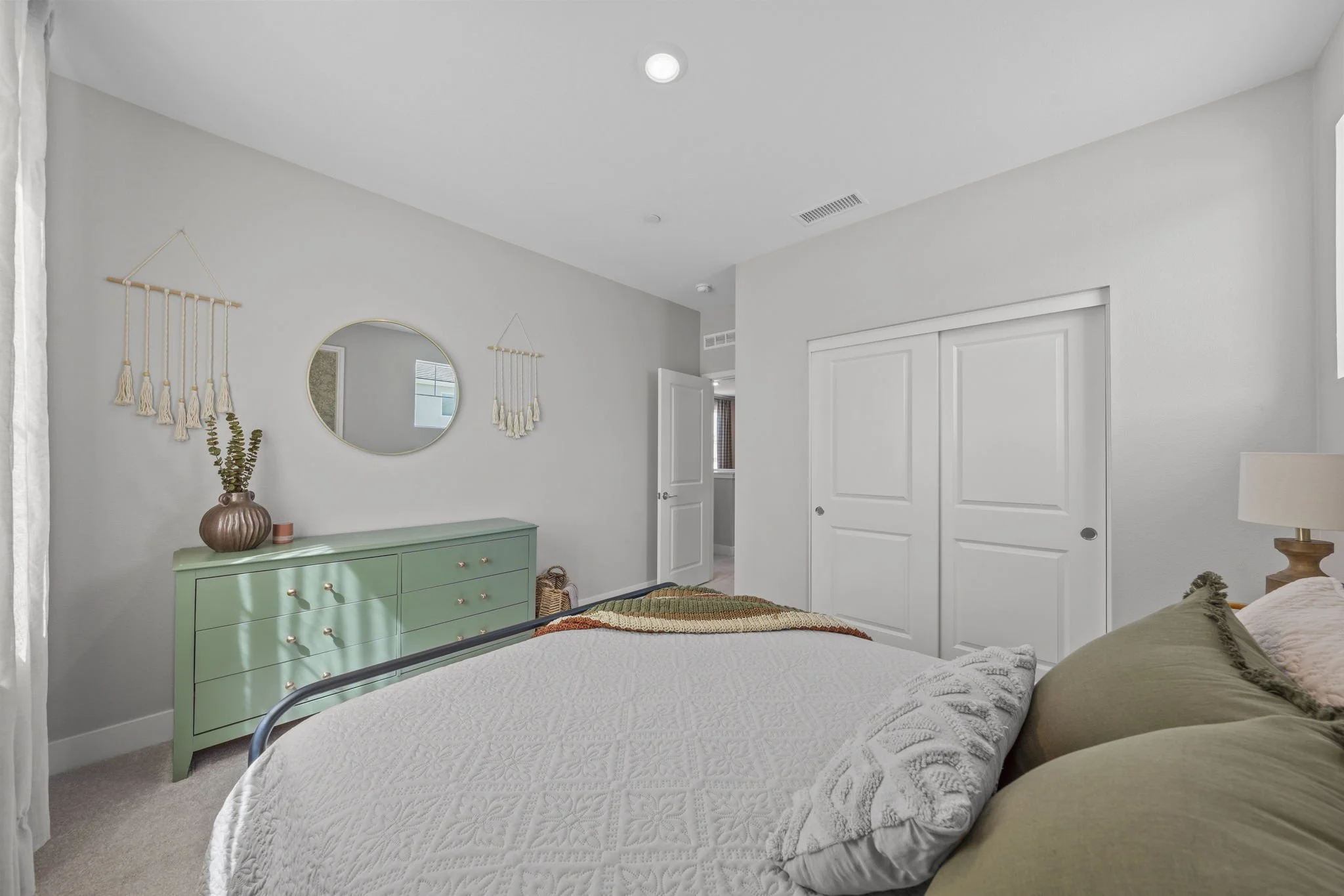 33-web-or-mls-33014-noir-ave.jpg