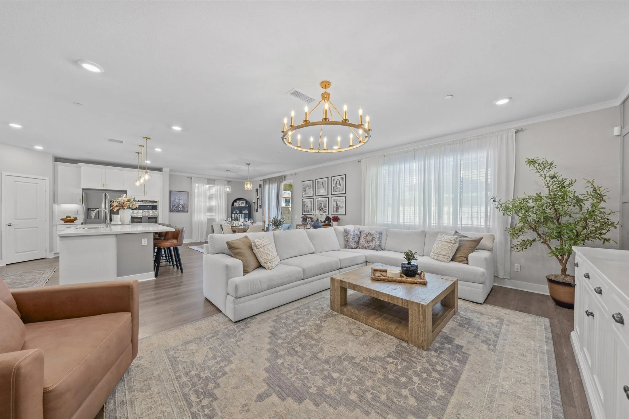 12-web-or-mls-33014-noir-ave.jpg
