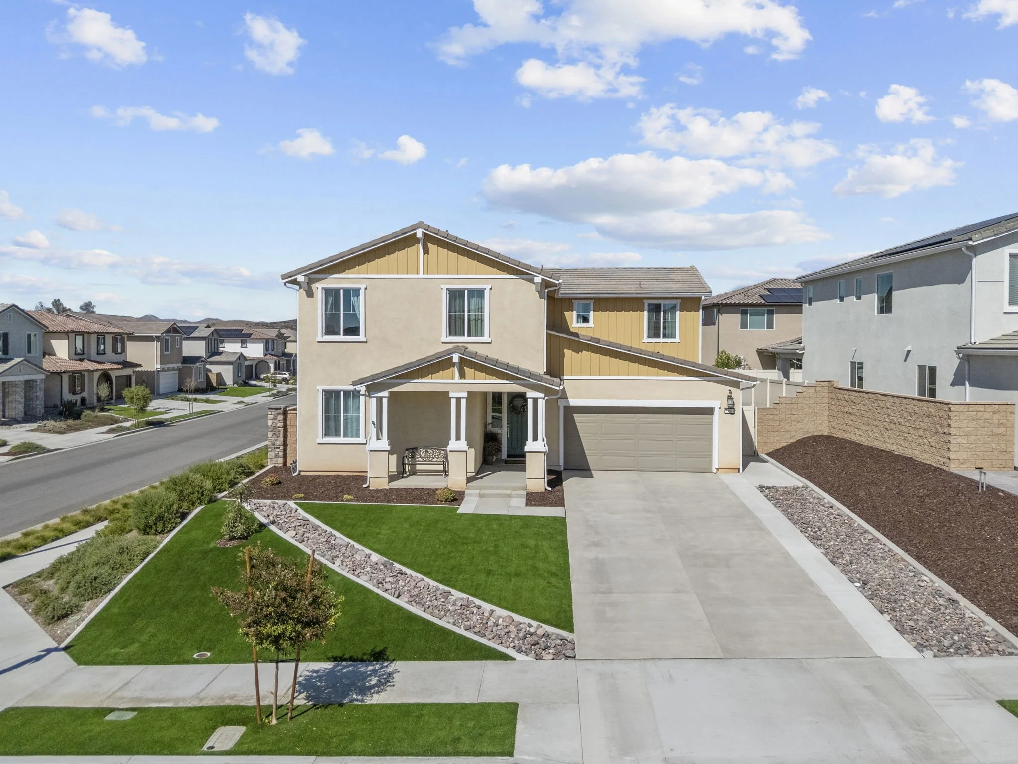 1-web-or-mls-33014-noir-ave.jpg