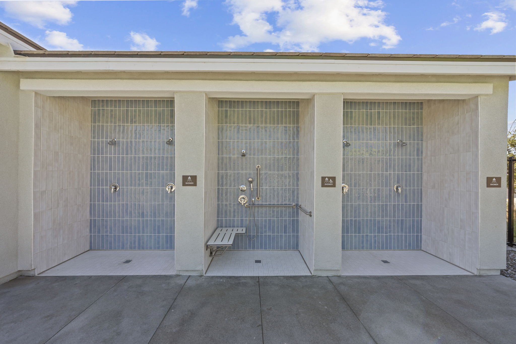 61-web-or-mls-33014-noir-ave.jpg