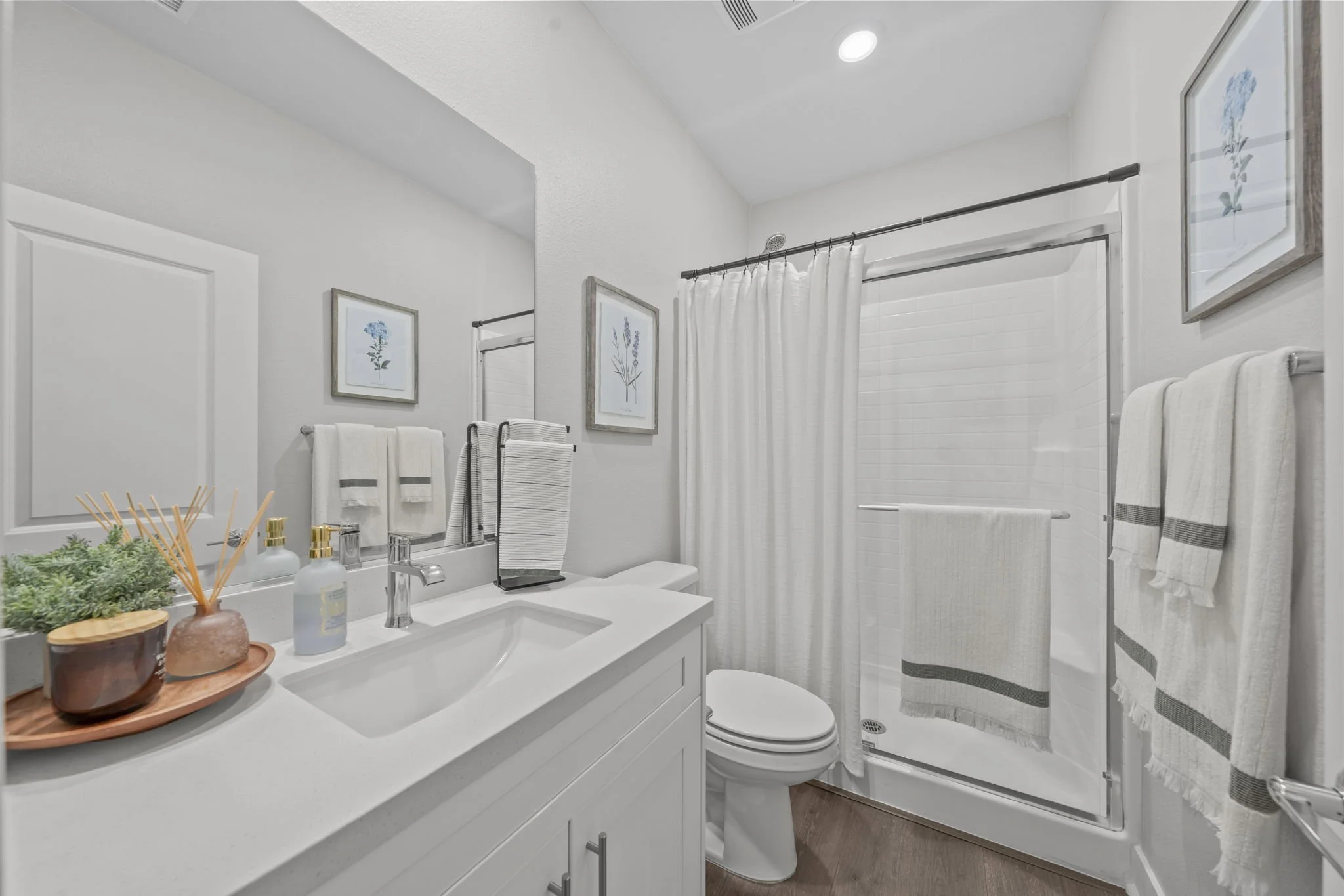 21-web-or-mls-33014-noir-ave.jpg