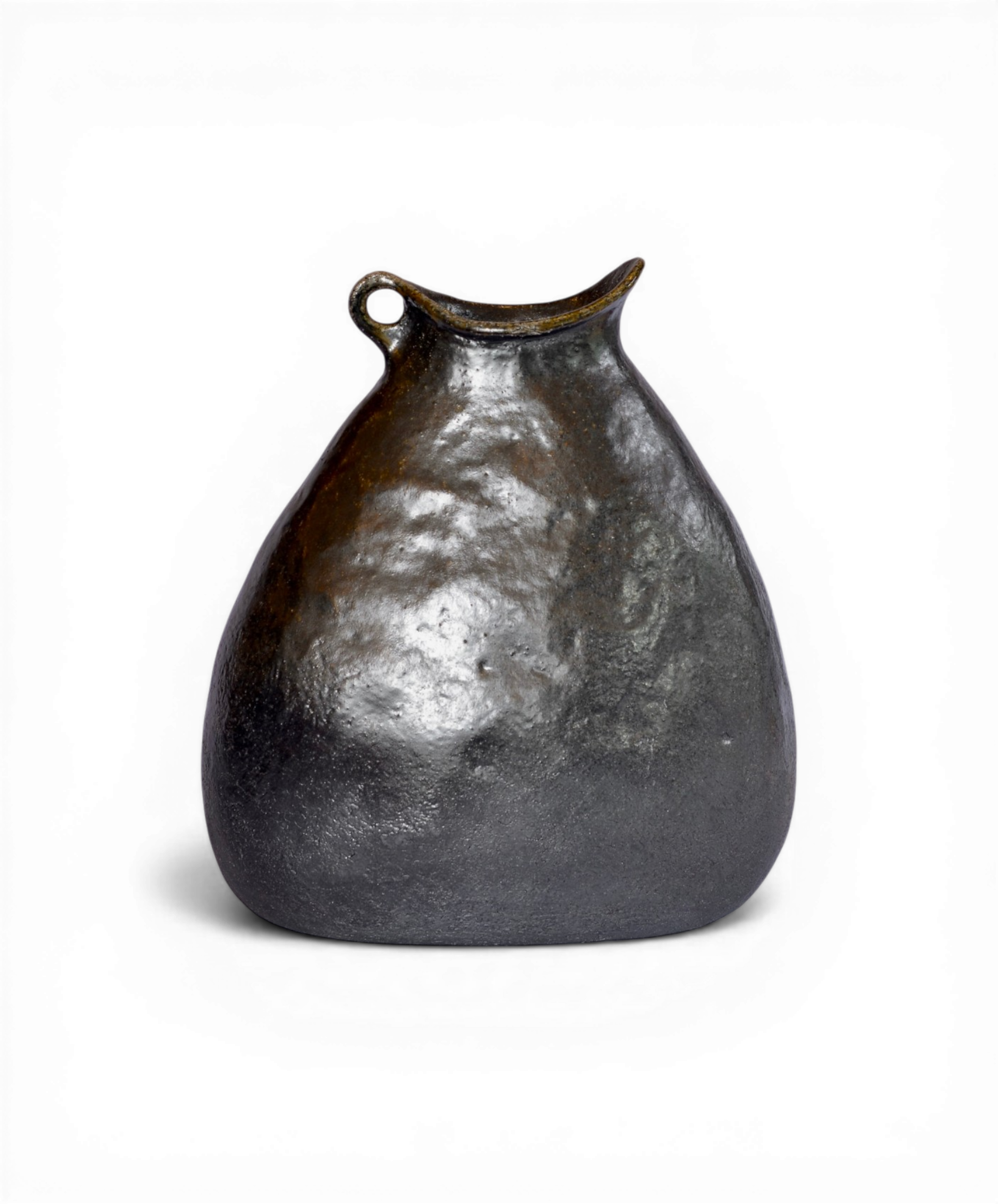 Venessa_Stella_Skye_Wood-fire_Ceramics_LargeVase25.png