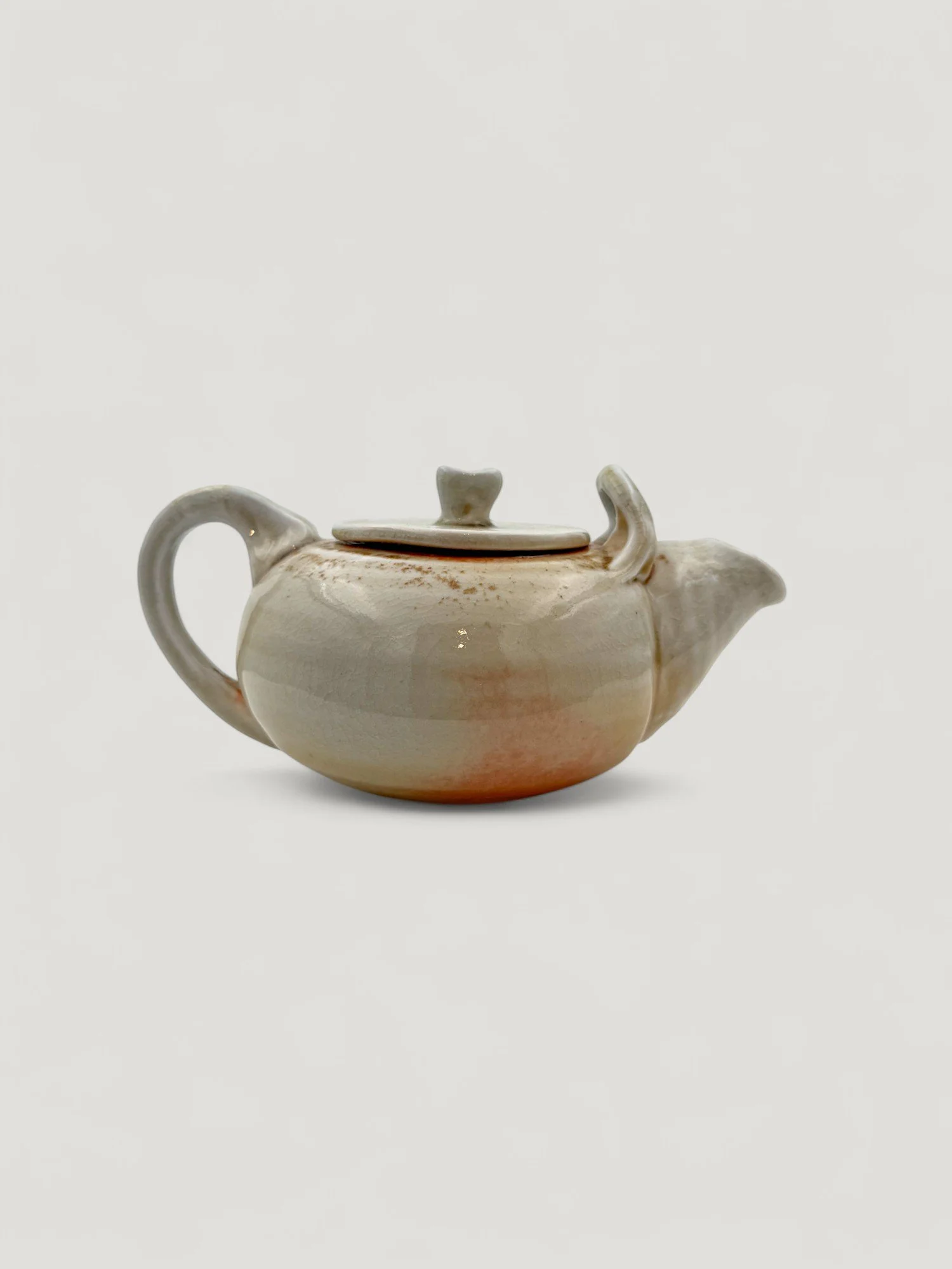 Venessa_Stelle_Skye_Woodfired_Ceramics_Teapot4.jpg