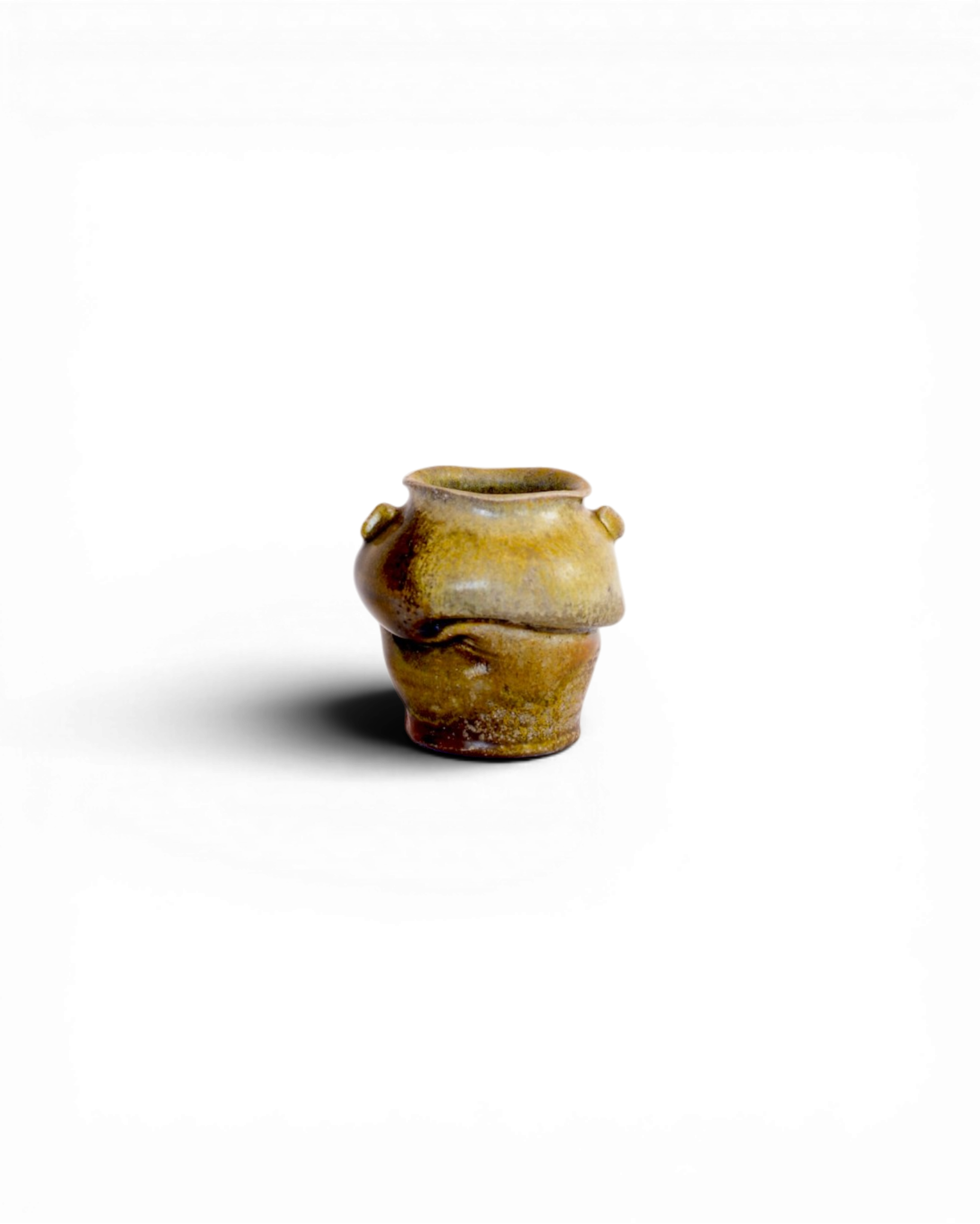Venessa_Stella_Skye_Wood-fire_Ceramics_BudVase17.png