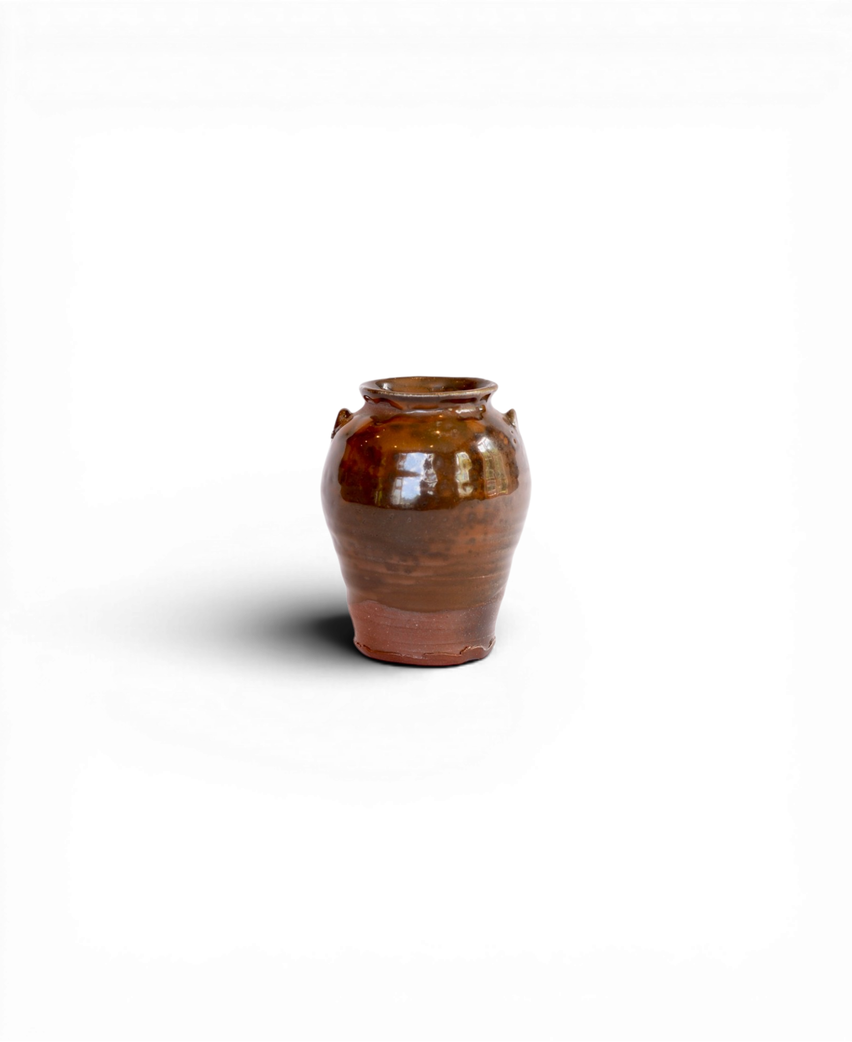 Venessa_Stella_Skye_Wood-fire_Ceramics_BudVase3.png