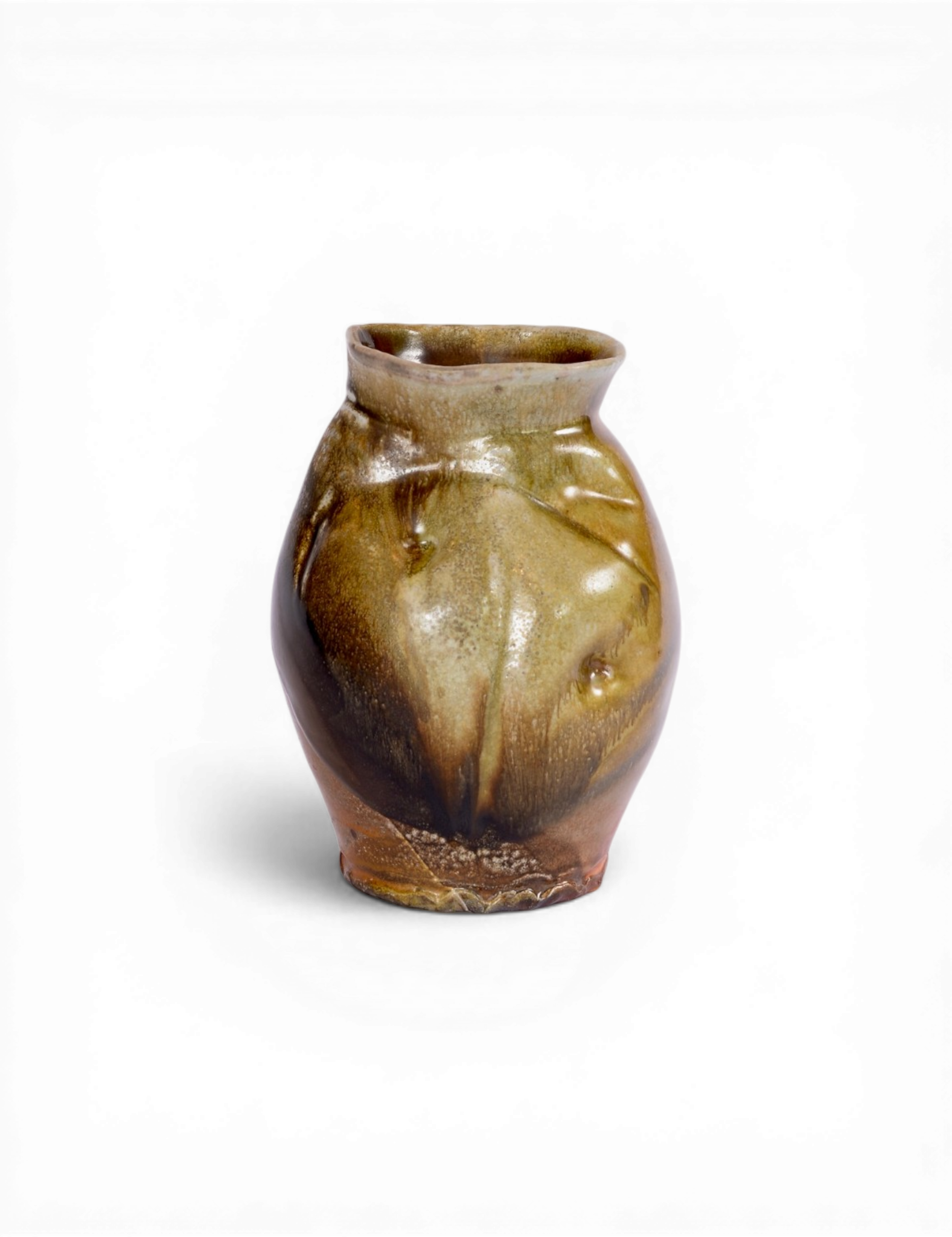 Venessa_Stella_Skye_Wood-fire_Ceramics_MediumVase17.png