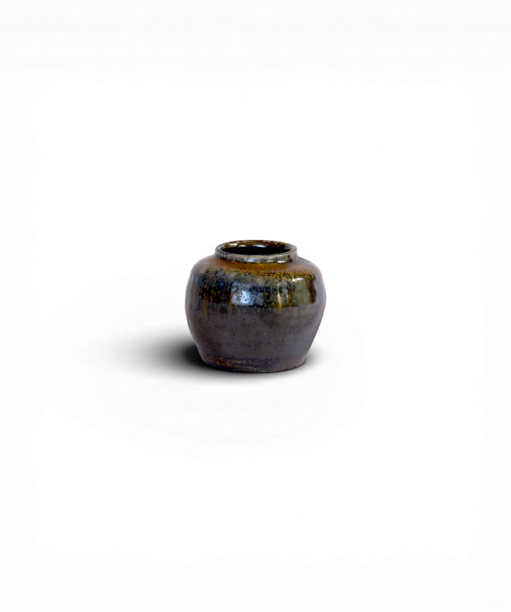 Venessa_Stella_Skye_Wood-fire_Ceramics_BudVase12.png