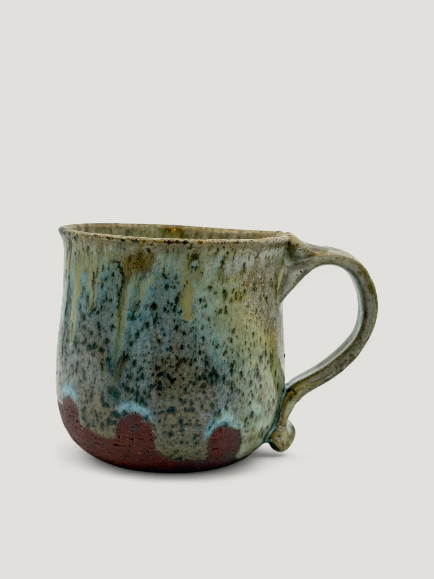 Venessa_Stelle_Skye_Woodfired_Ceramics_Mugs21.jpg