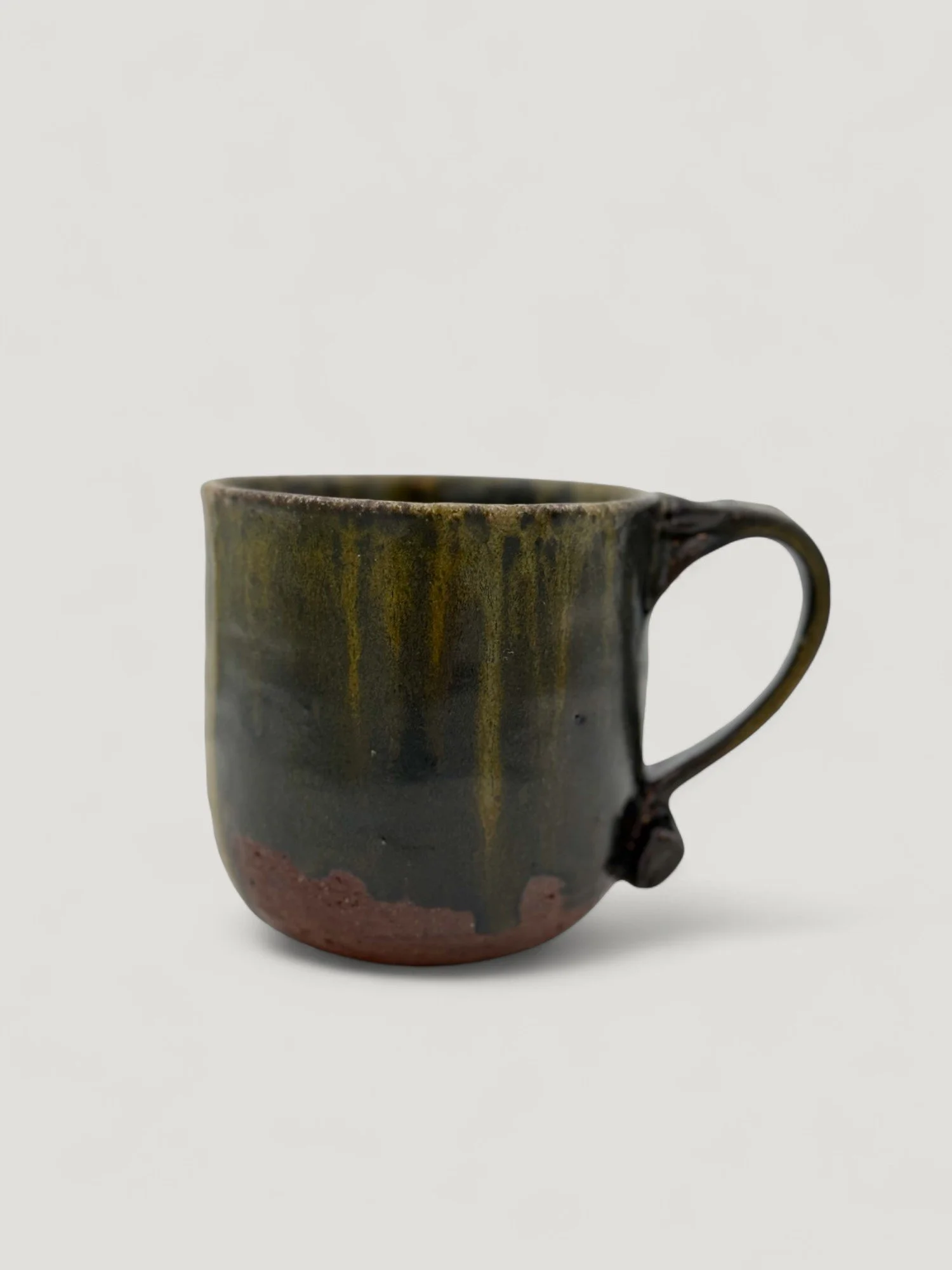 Venessa_Stelle_Skye_Woodfired_Ceramics_Mugs4.jpg