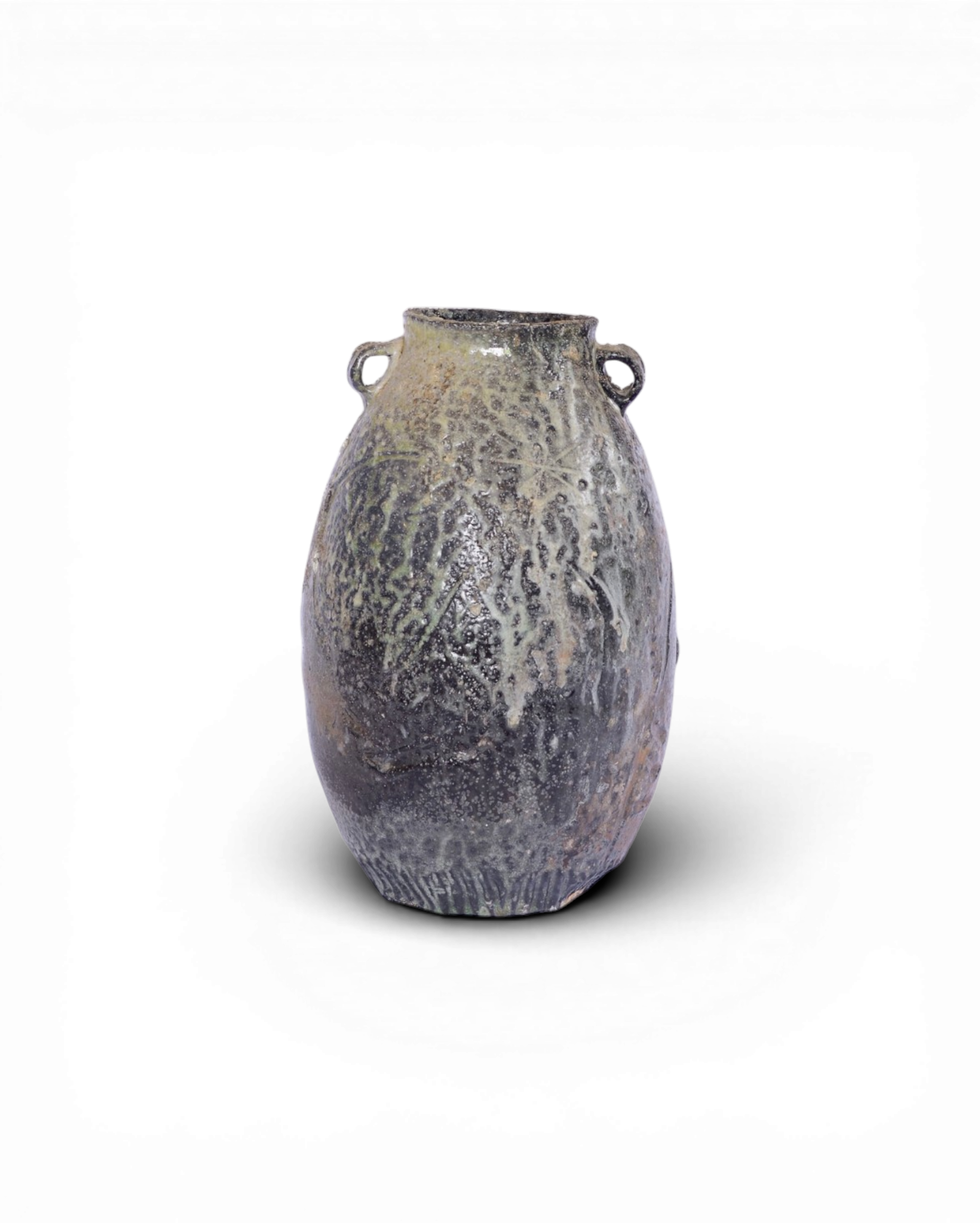 Venessa_Stella_Skye_Wood-fire_Ceramics_LargeVase15.png