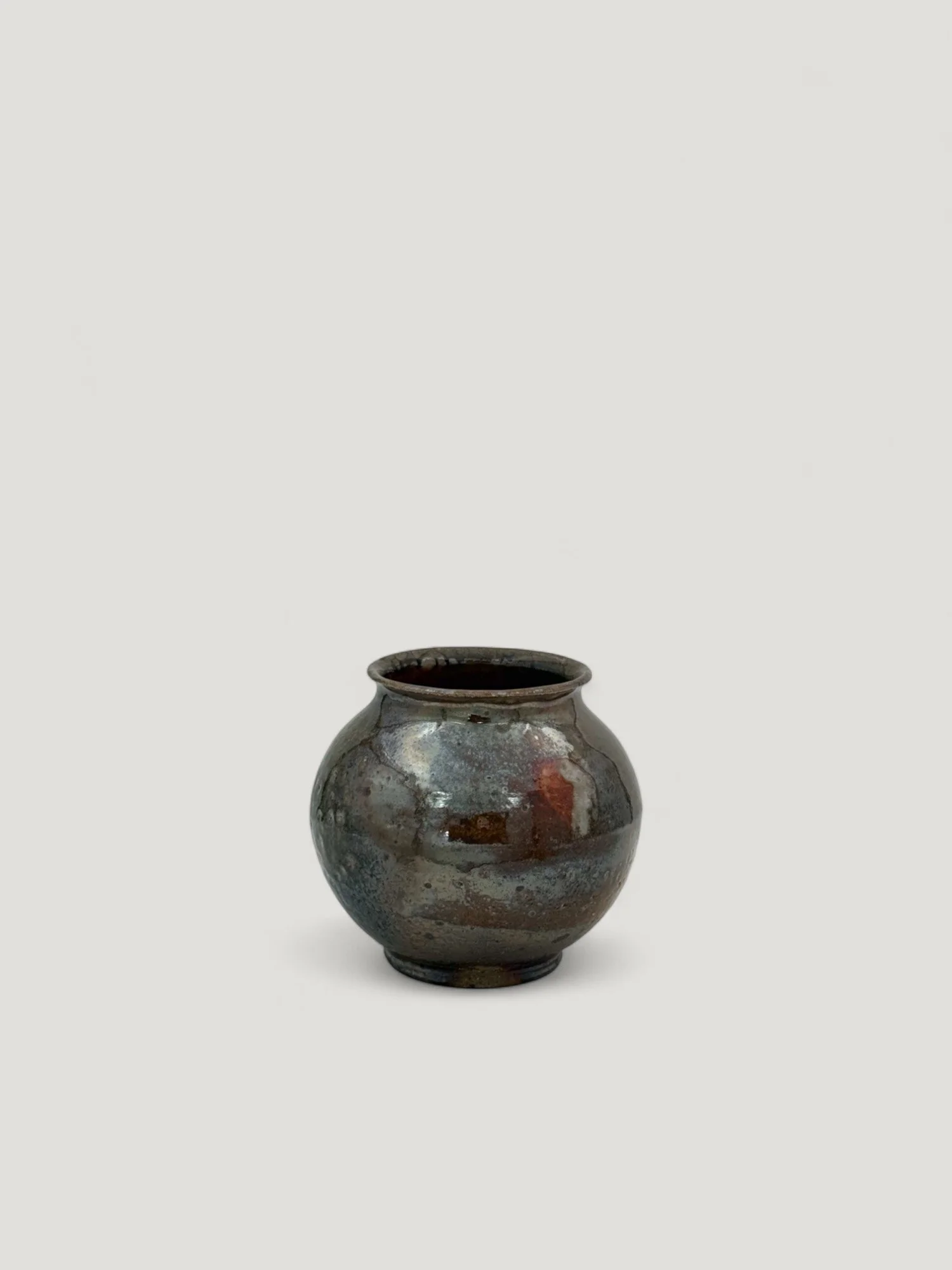 Venessa_Stella_Skye_Woodfired_Small_Vase8732-Photoroom.jpg