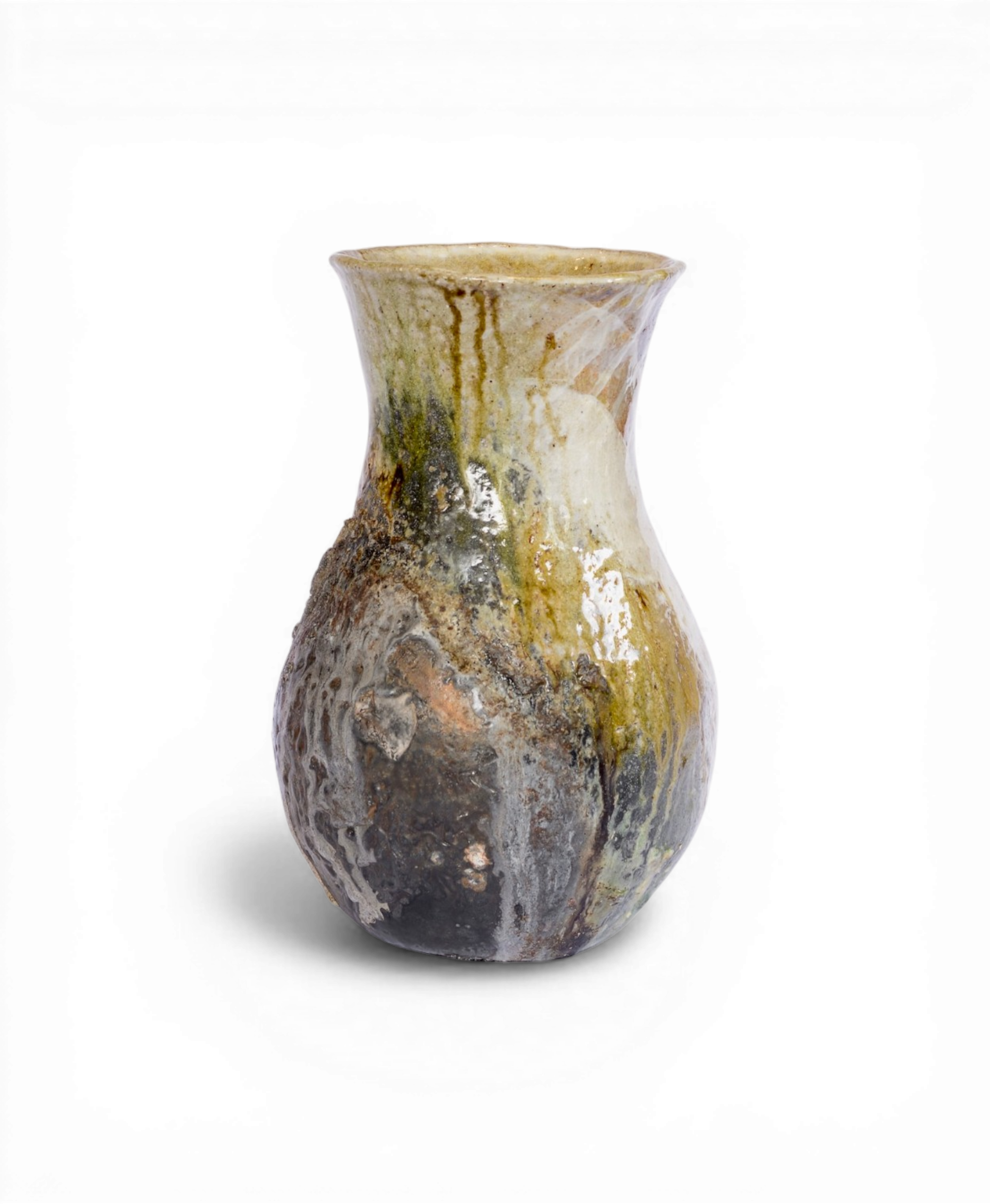 Venessa_Stella_Skye_Wood-fire_Ceramics_LargeVase8.png