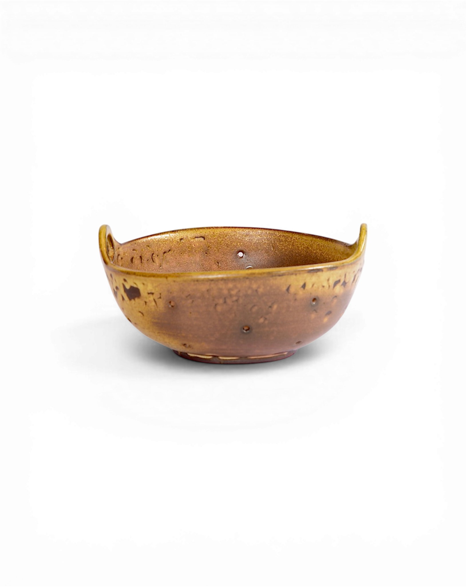 Venessa_Stella_Skye_Wood-fire_Ceramics_BerryBowl3.png