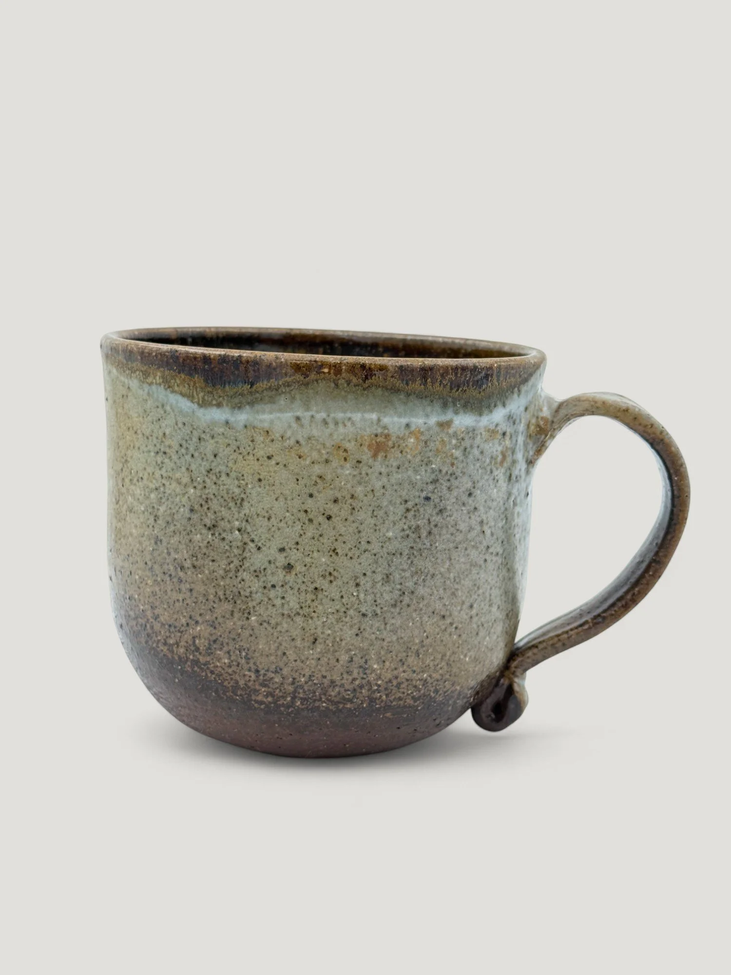 Venessa_Stelle_Skye_Woodfired_Ceramics_Mugs10.jpg