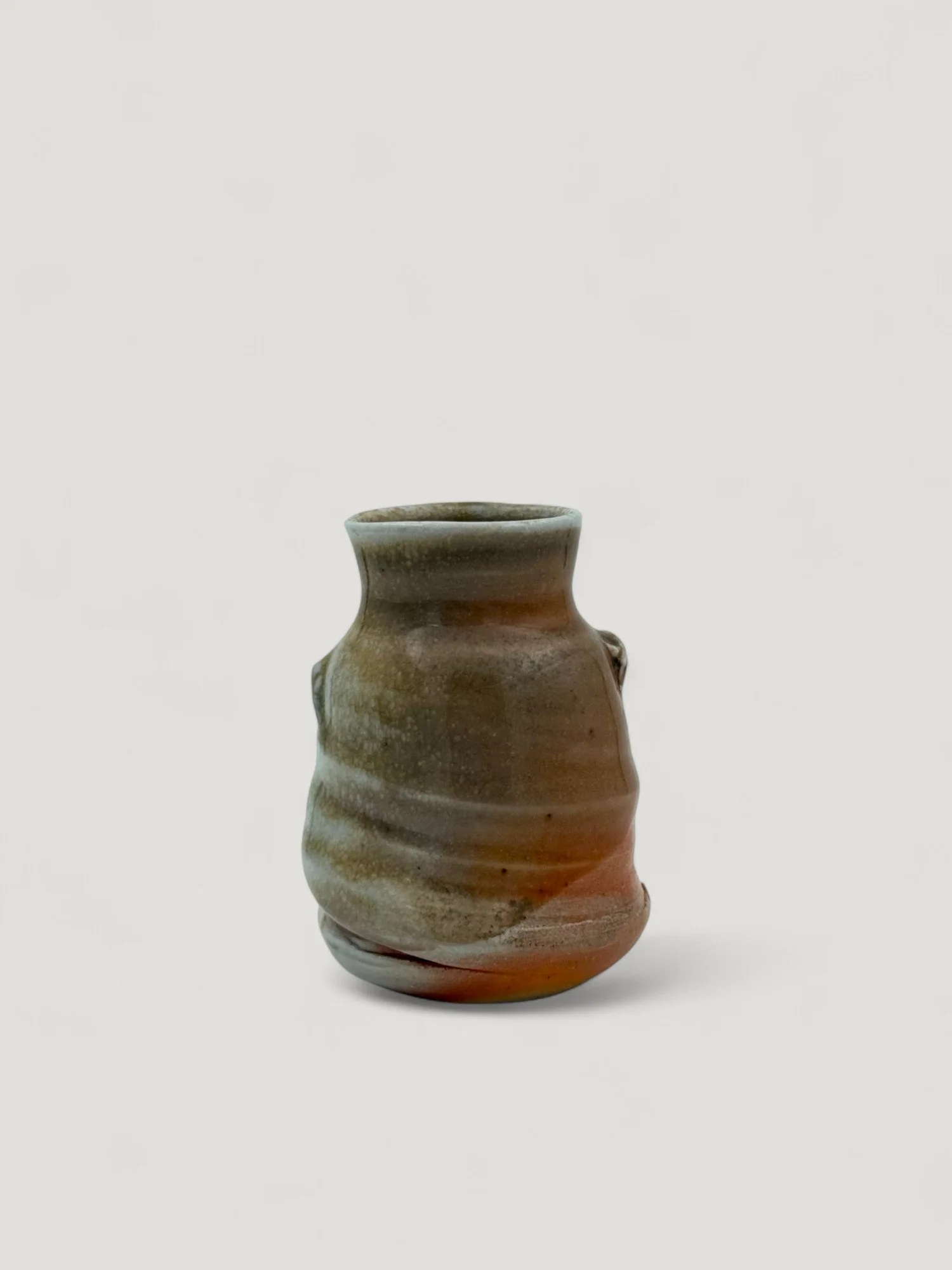 Venessa_Stelle_Skye_Woodfired_Ceramics_BudVase5.jpg