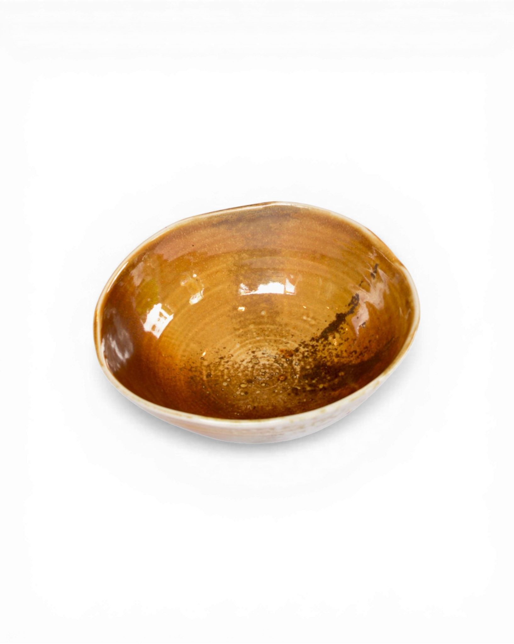 Venessa_Stella_Skye_Wood-fire_Ceramics_Bowls7.png