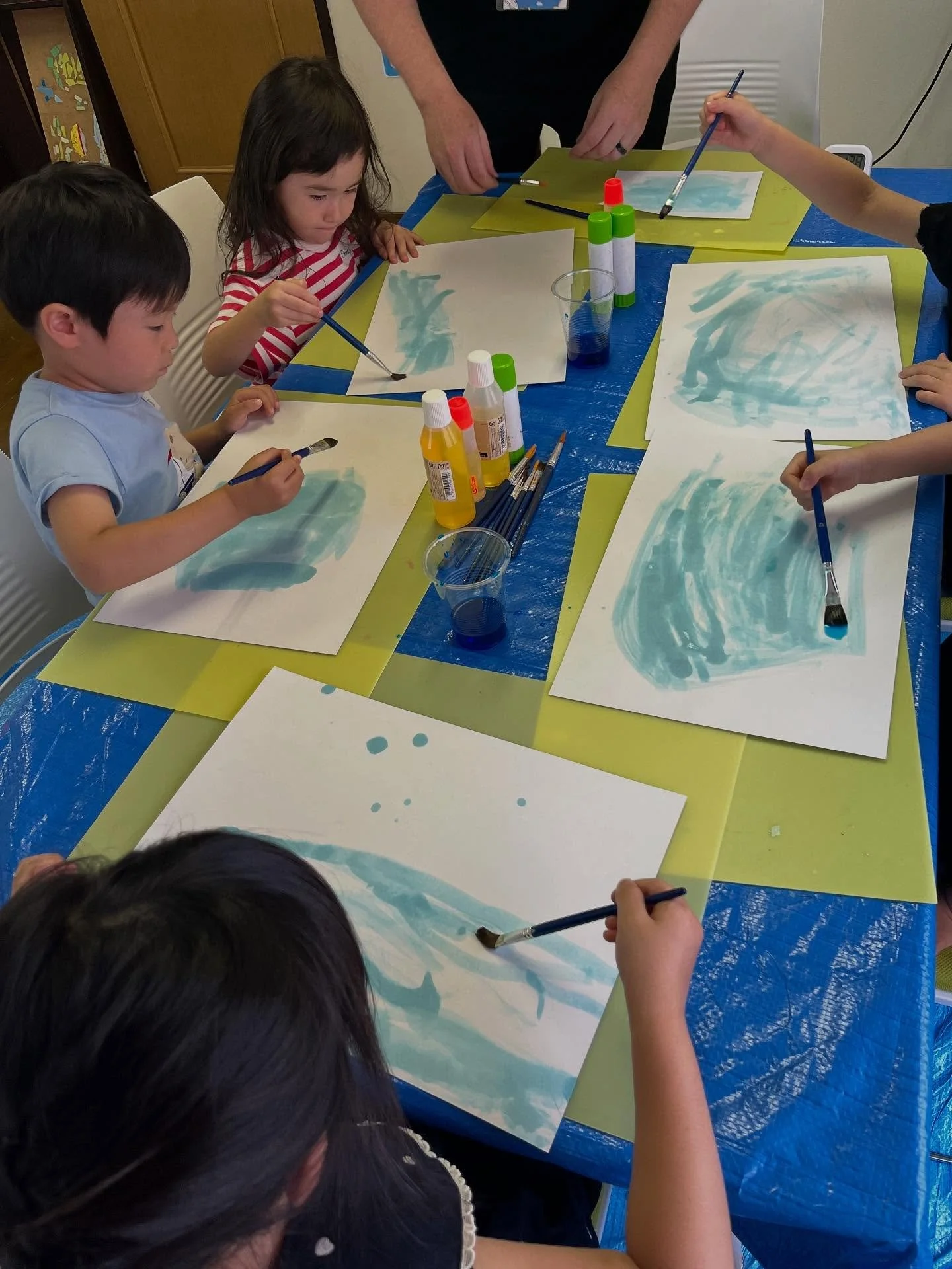 Summer school has finished🙌😊
2025年サマースクールが無事に終わりました☀️
参加してくれた方達のご感想等ございましたら頂けますととても嬉しいです！！🙇🏻&zwj;♀️
英語を&rdquo;勉強&rdquo;ではなく&rdquo;楽しんで身につける&rdquo;ことを大切にしています。子どもの内にならできる！子どもの特権ですね😌楽しむことが大事🎵自信を持って英語が話せるようになるように✊
体験レッスンも始まりますので、お問い合わせお待ちしておりますね。
